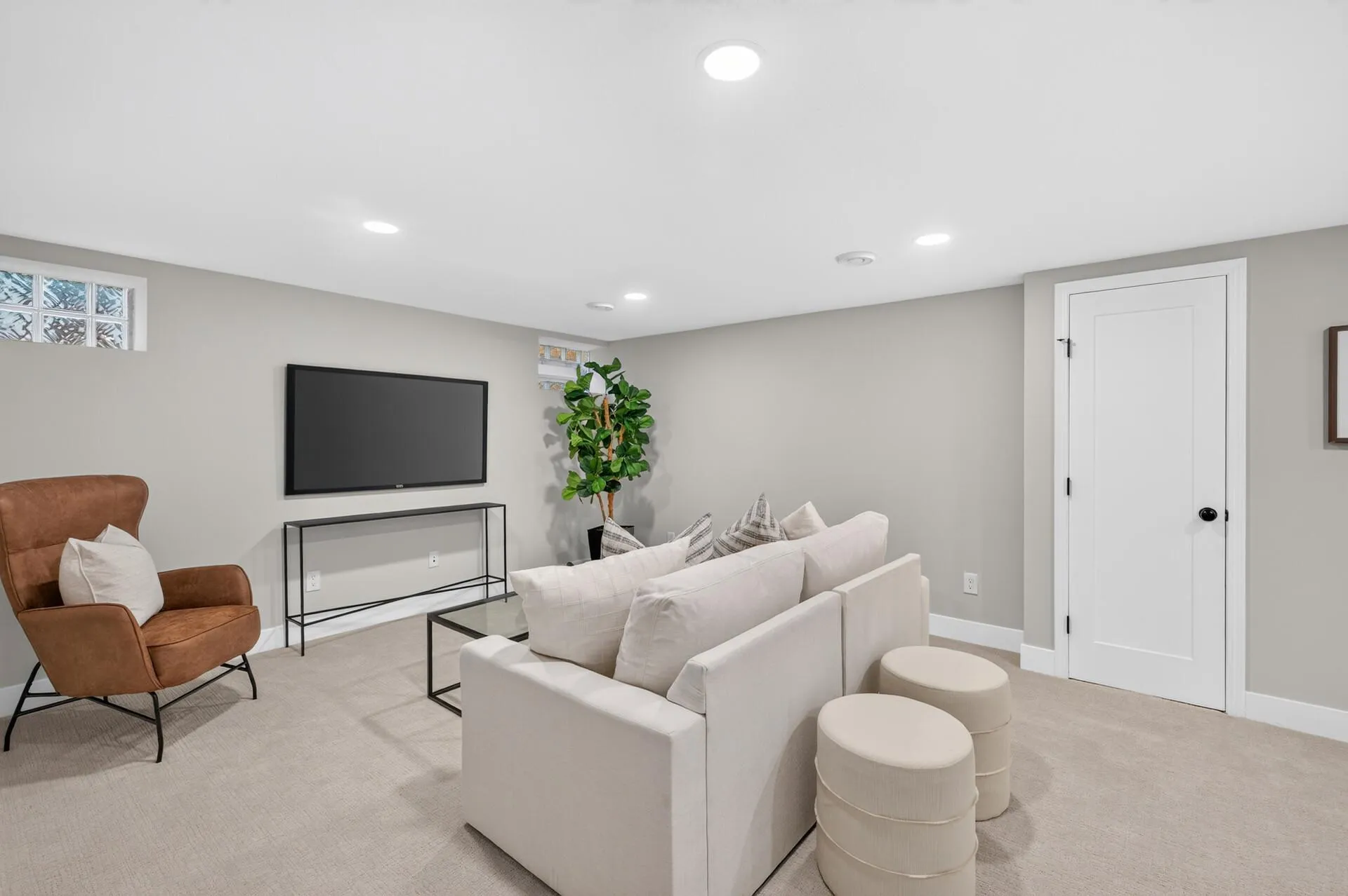 Photo 40 of 6010 Goodrich Avenue