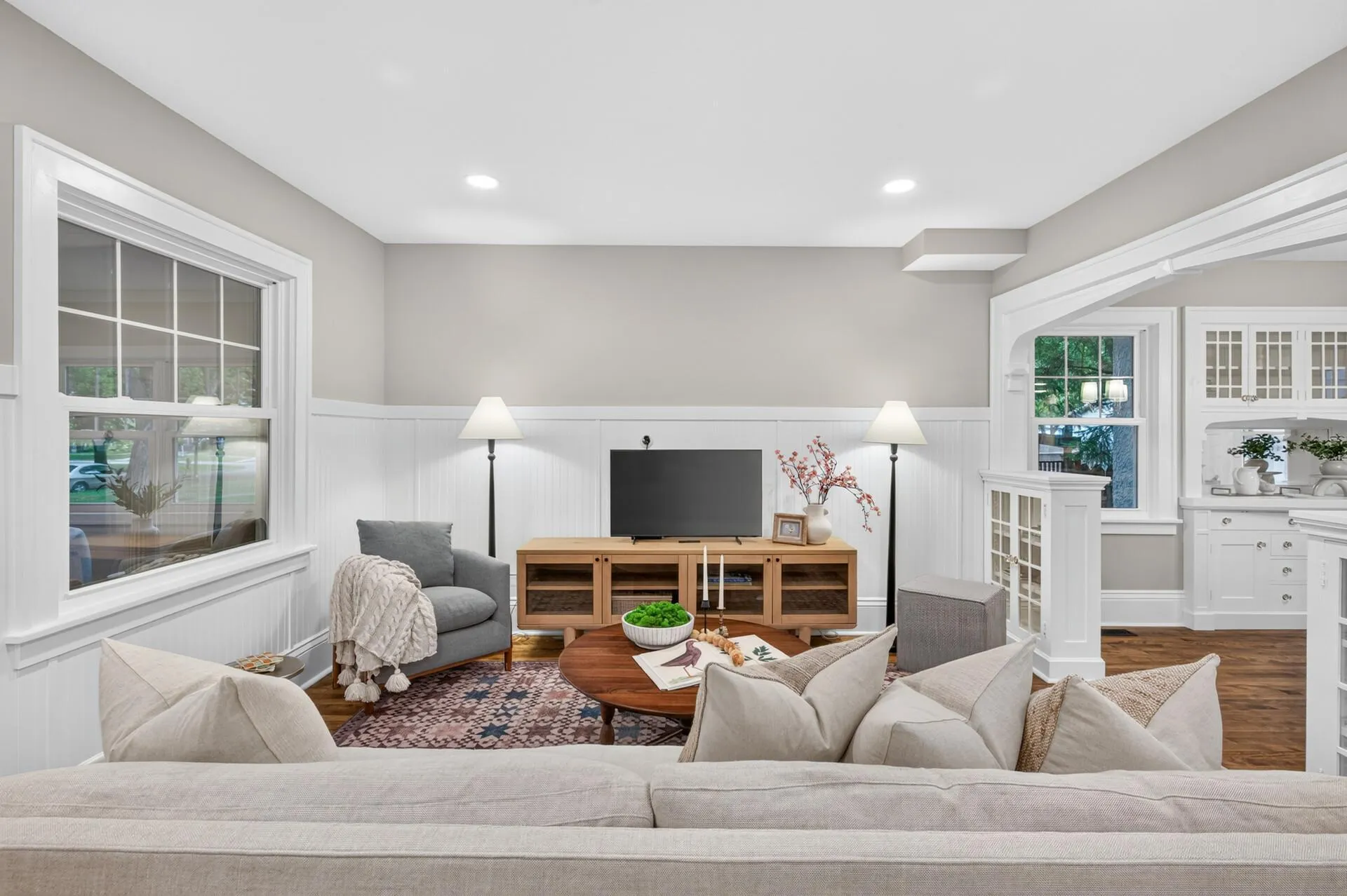 Photo 10 of 6010 Goodrich Avenue