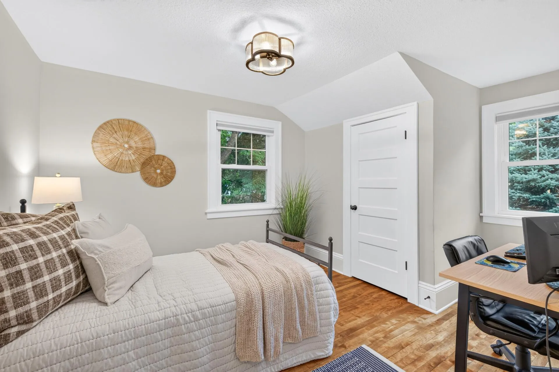 Photo 34 of 6010 Goodrich Avenue