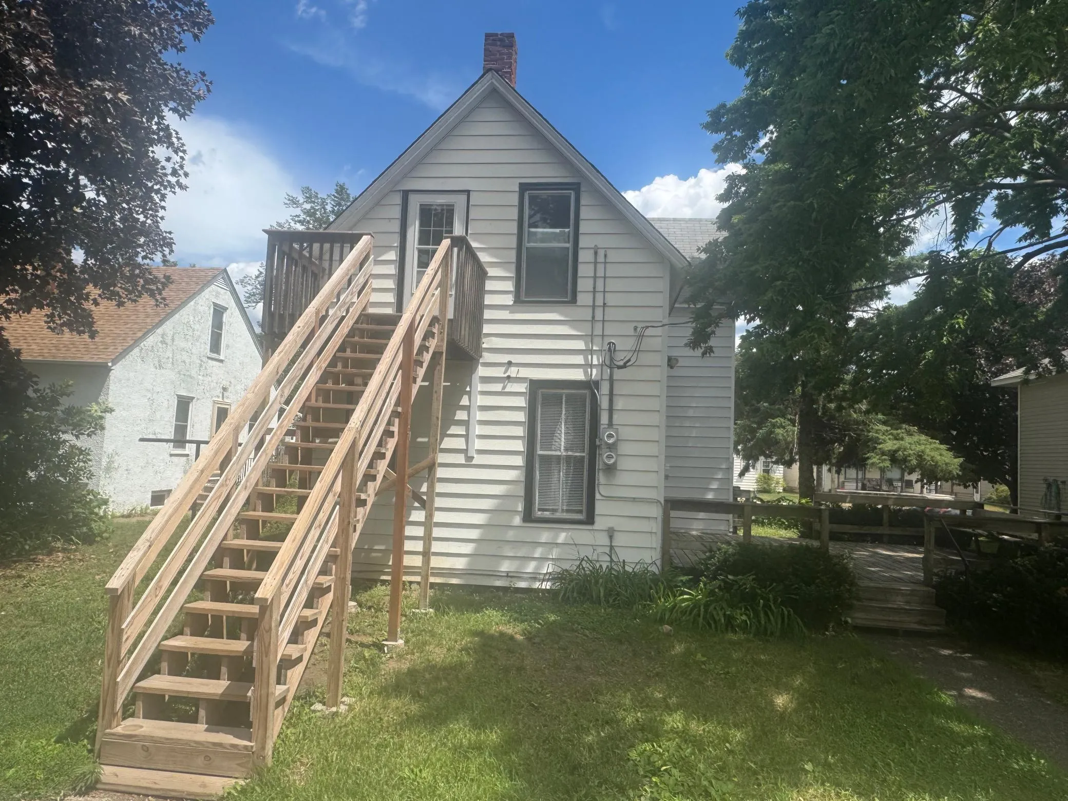 Photo 12 of 128 4th S Avenue