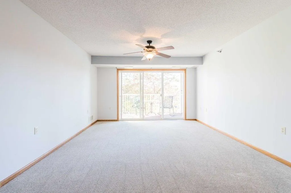 Photo 8 of 16154 Main Se Avenue Unit 212