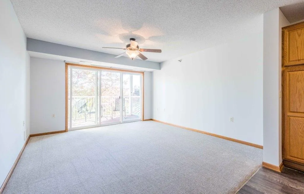 Photo 9 of 16154 Main Se Avenue Unit 212