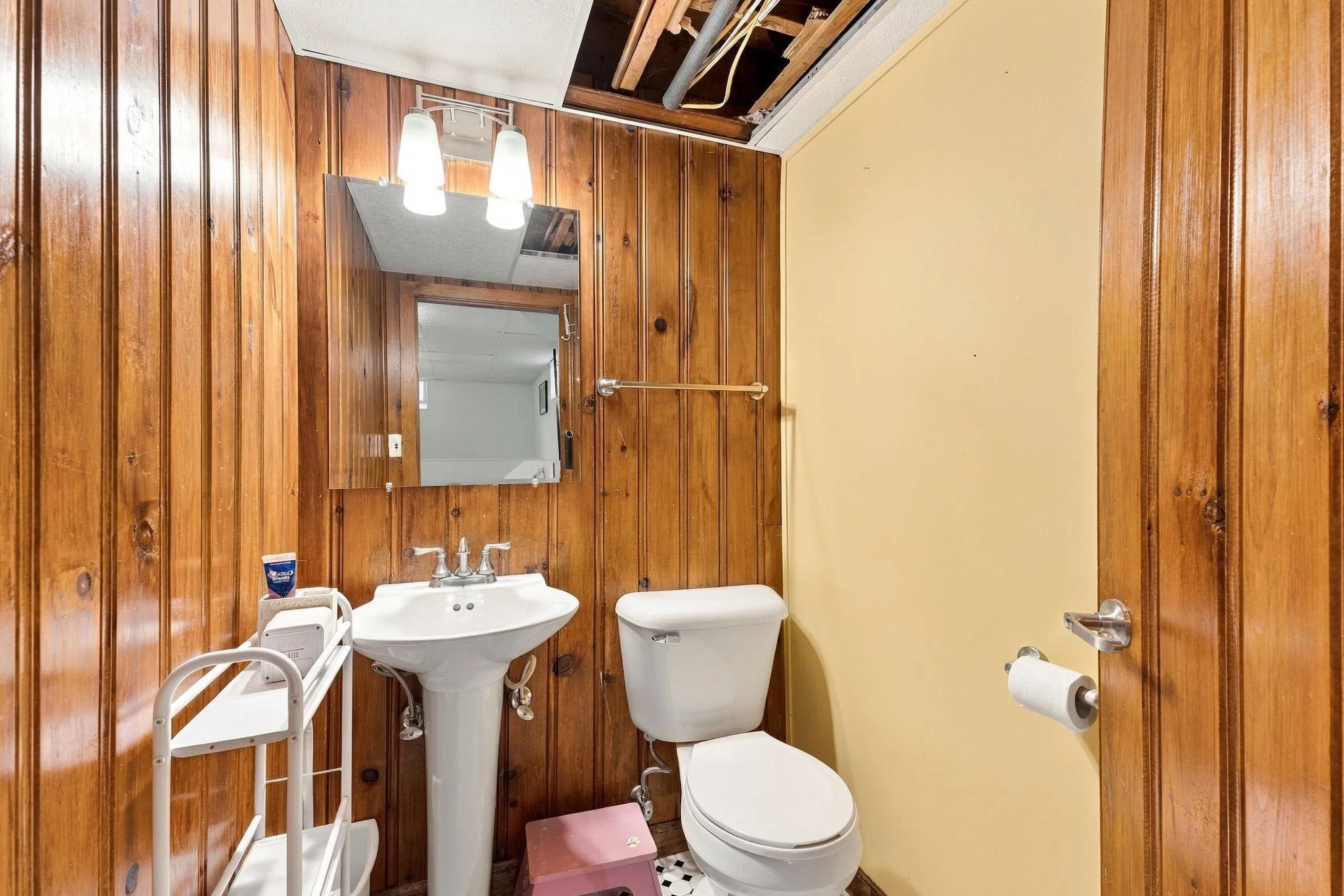 Photo 37 of 1852 Holton Street