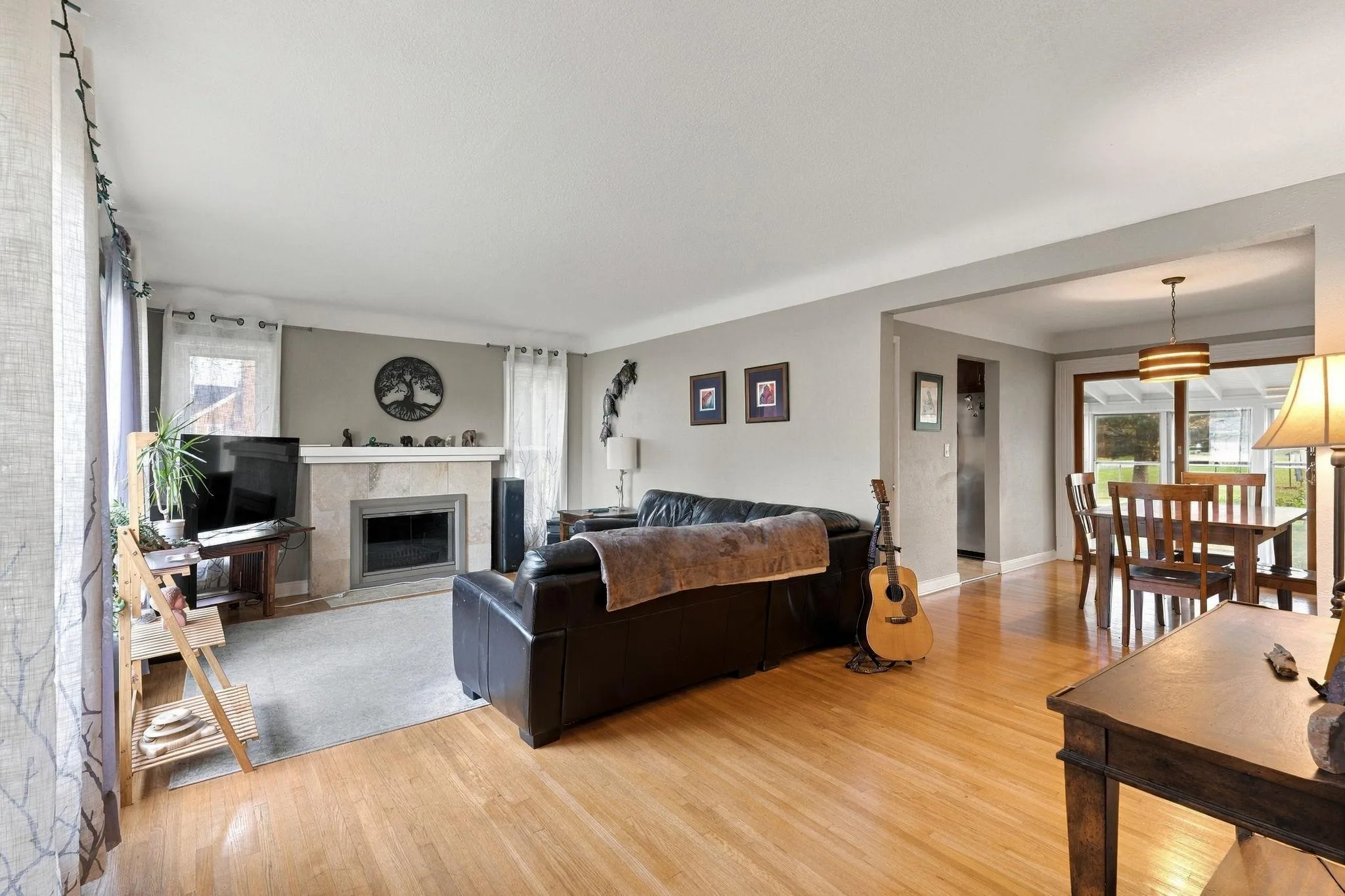 Photo 13 of 1852 Holton Street