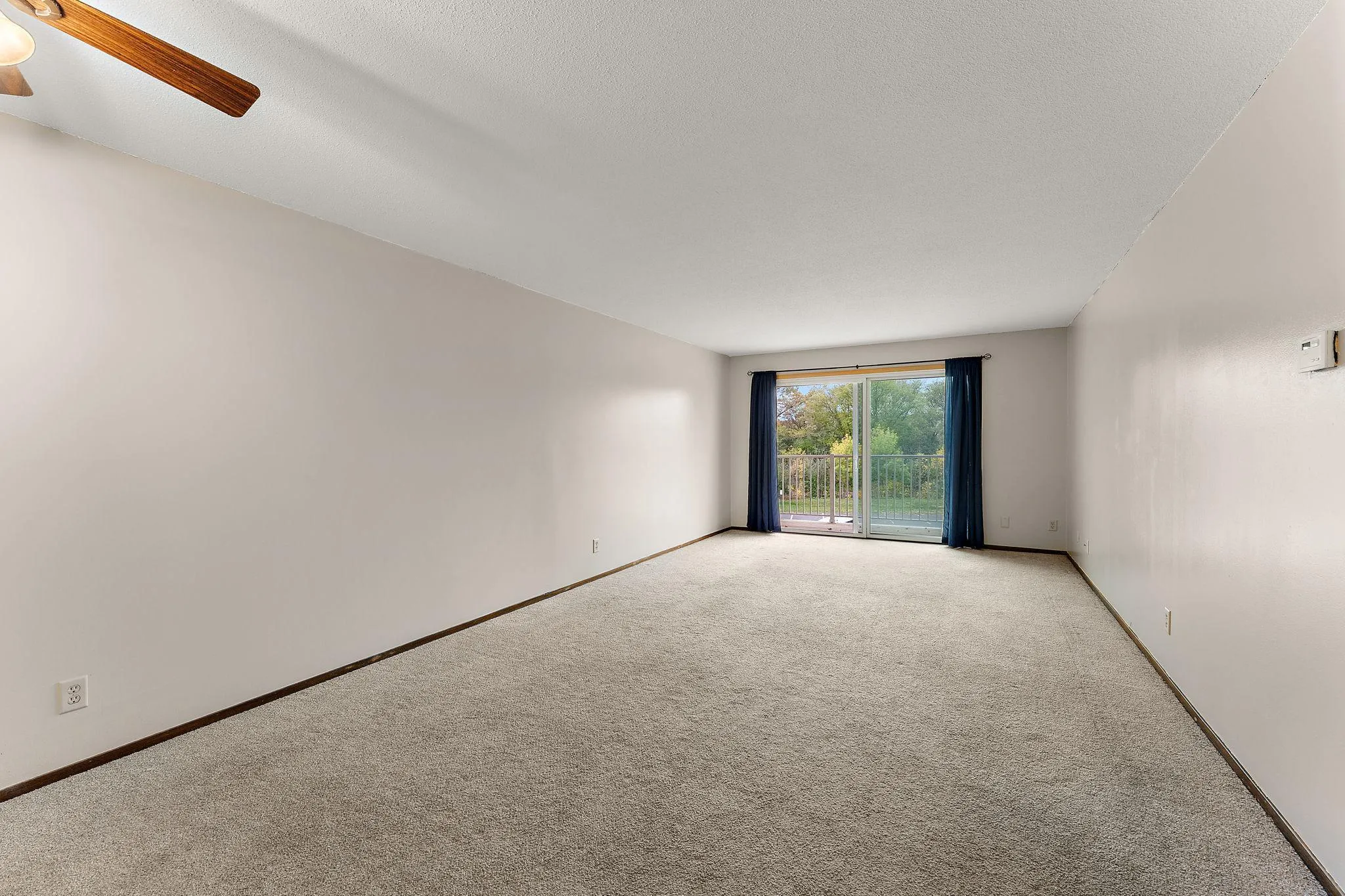 Photo 15 of 122 Demont E Avenue Unit 258