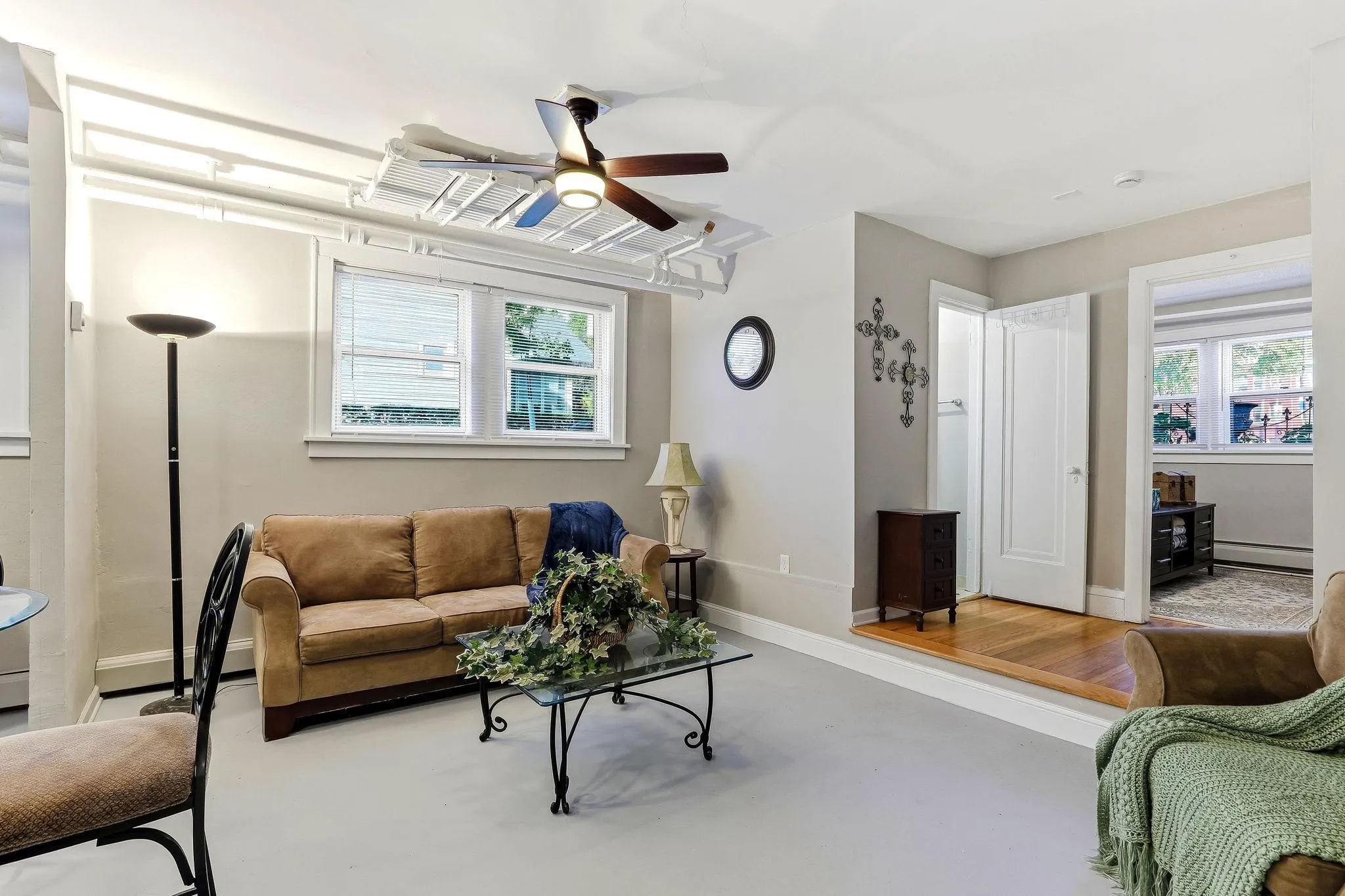 Photo 3 of 286 Van Buren Avenue Unit 9
