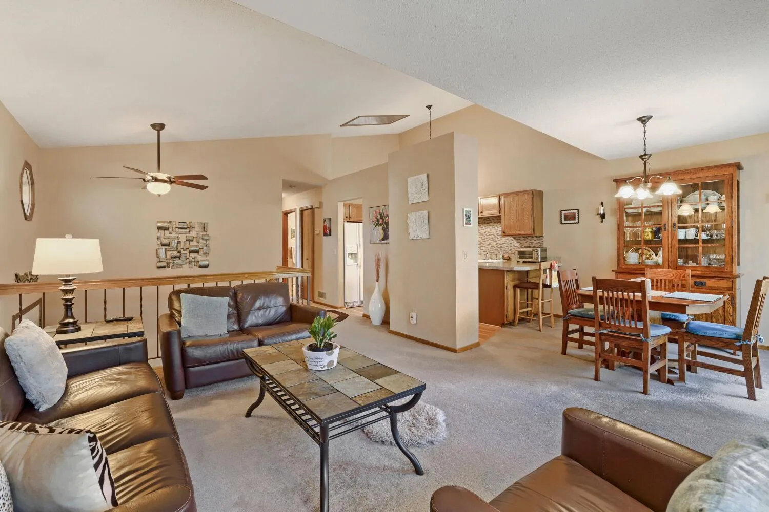 Photo 6 of 703 Evergreen Court