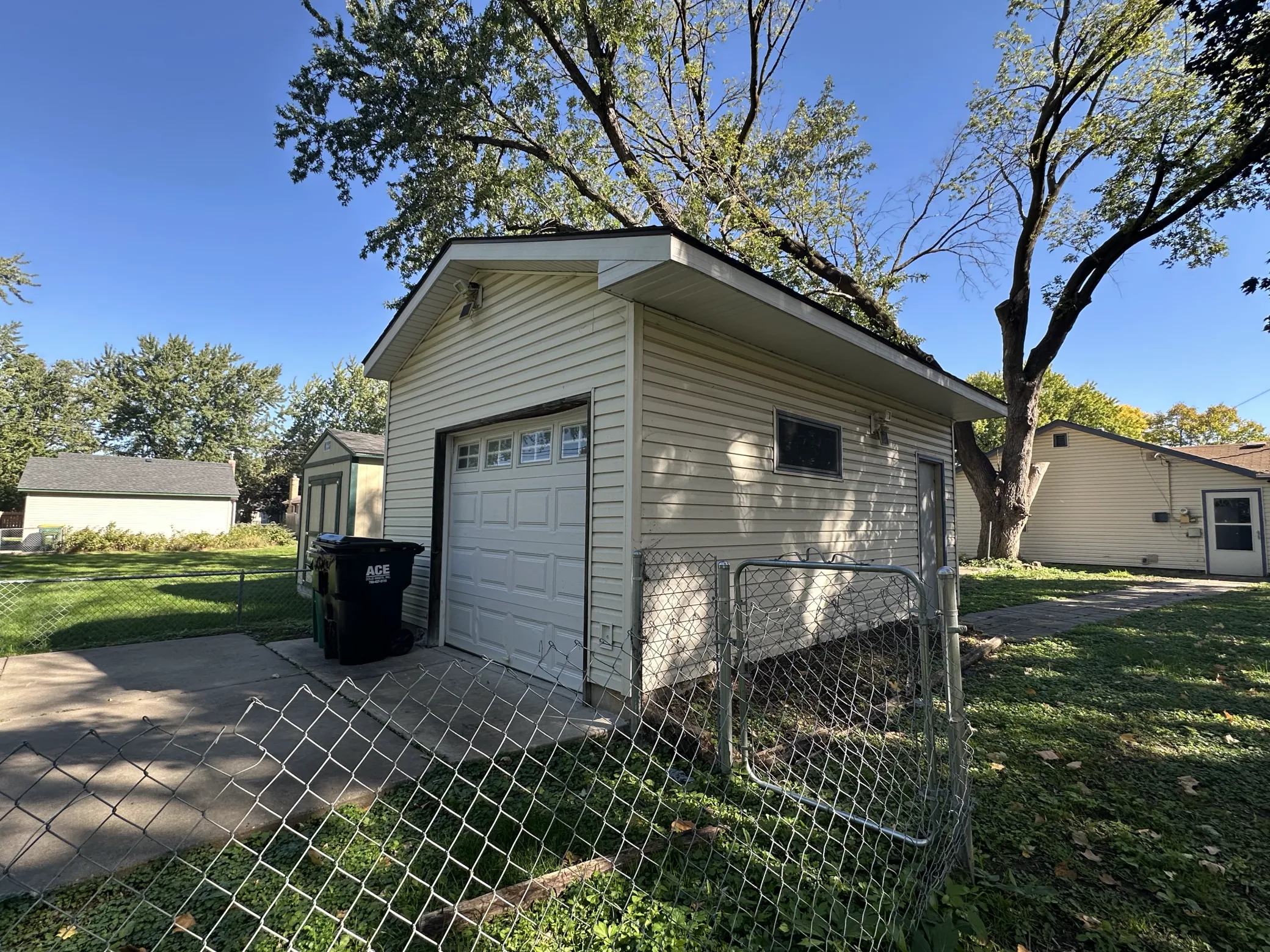 Photo 3 of 4635 Xenia N Avenue