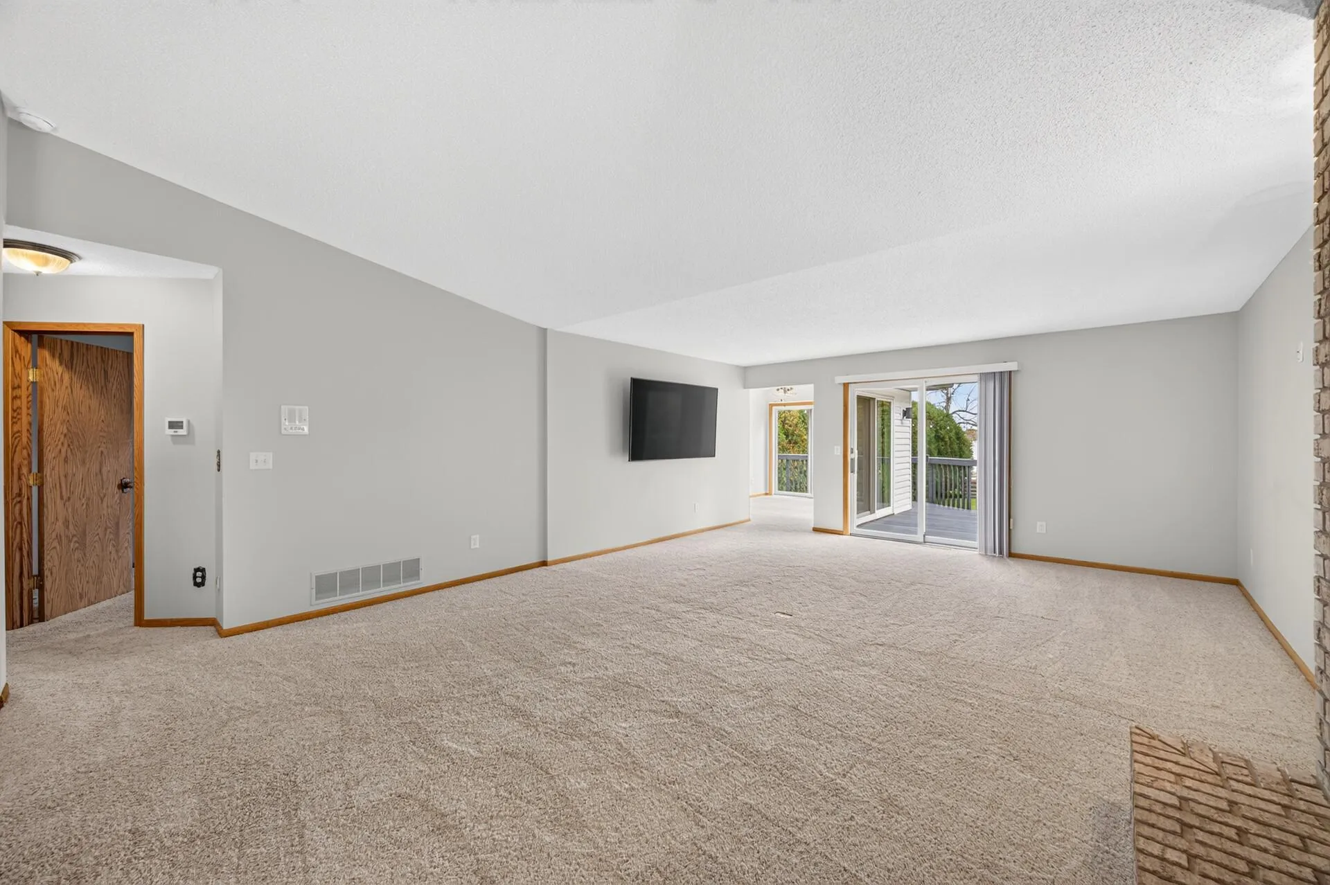 Photo 18 of 1055 N Shore Drive