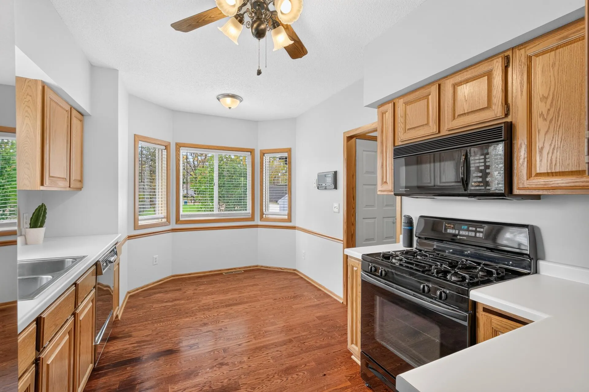 Photo 14 of 1055 N Shore Drive