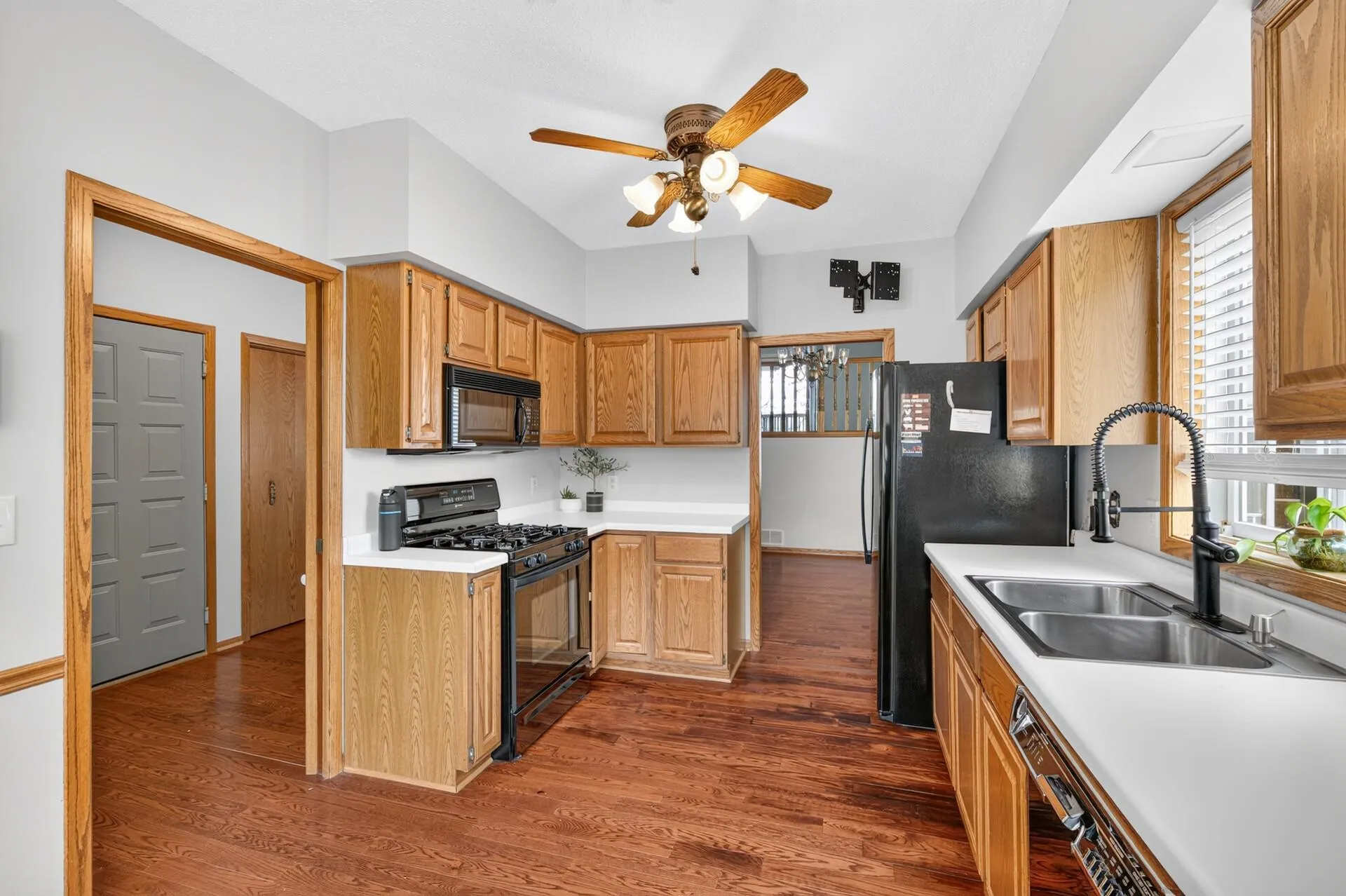 Photo 12 of 1055 N Shore Drive