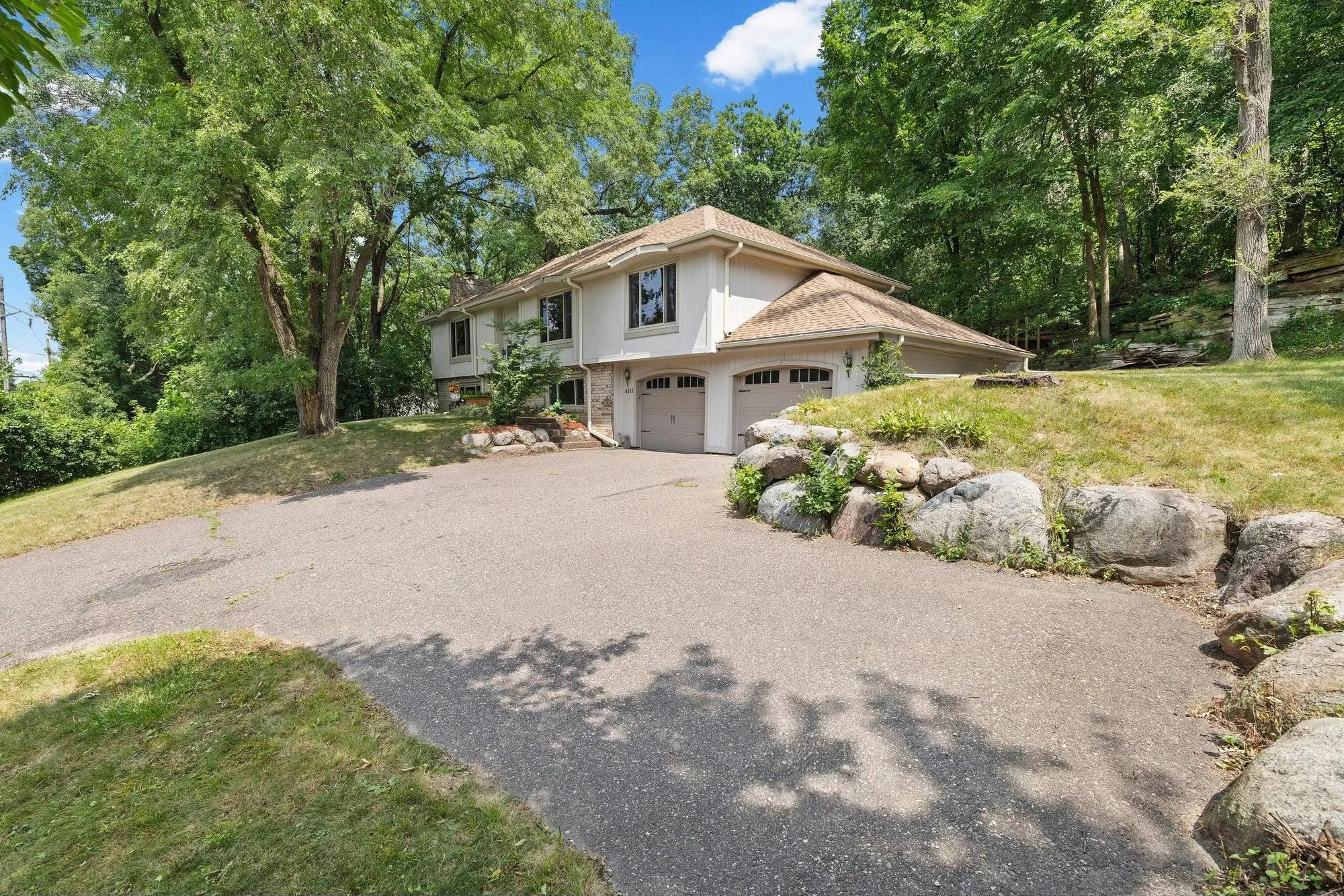 Photo 3 of 4115 Williston Road