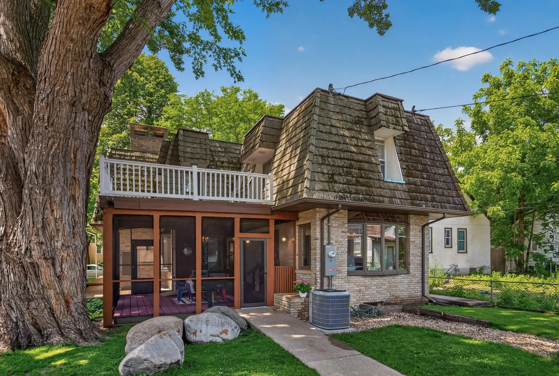 Photo 40 of 2307 Mckinley Ne Street