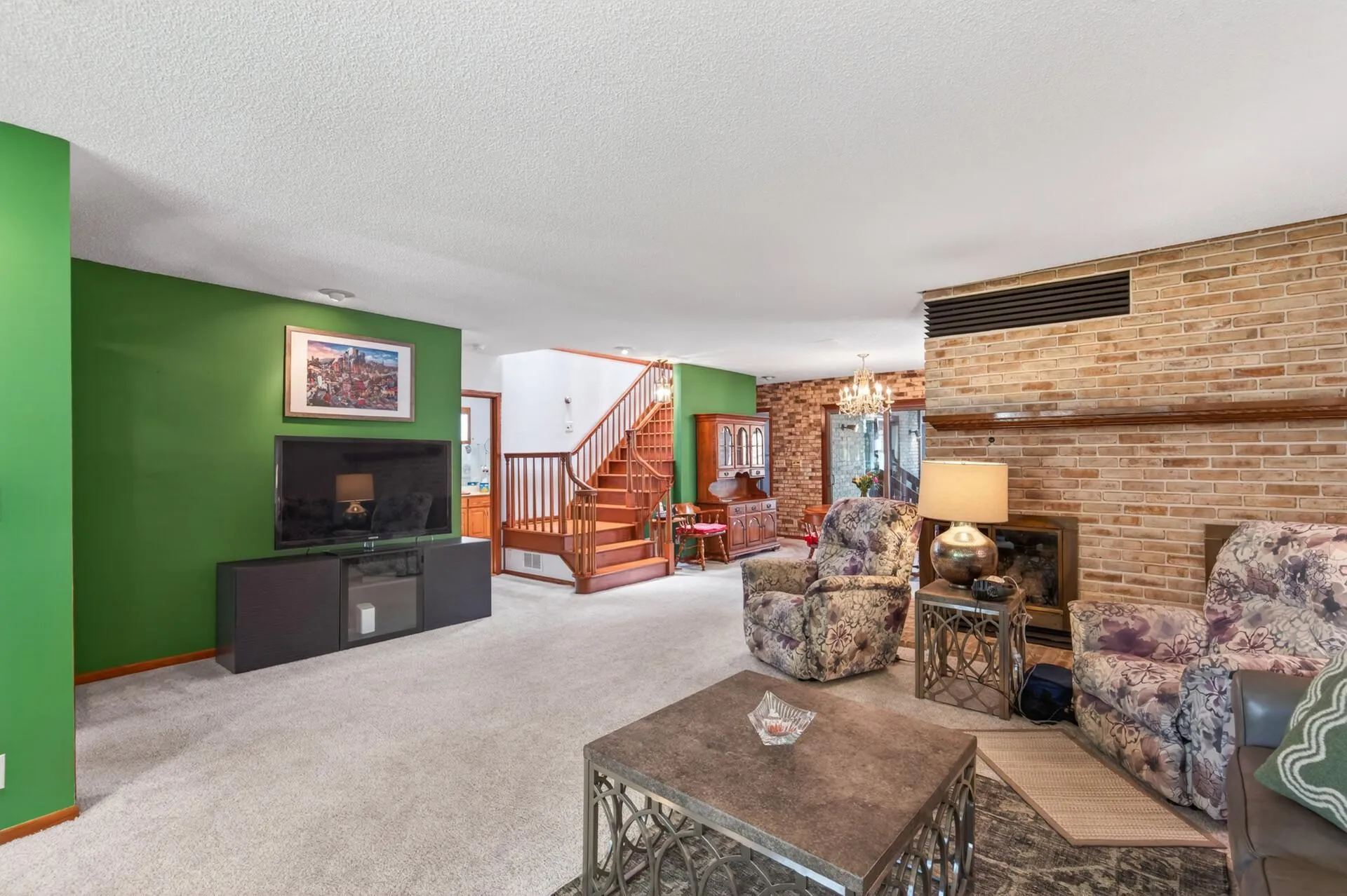 Photo 5 of 2307 Mckinley Ne Street