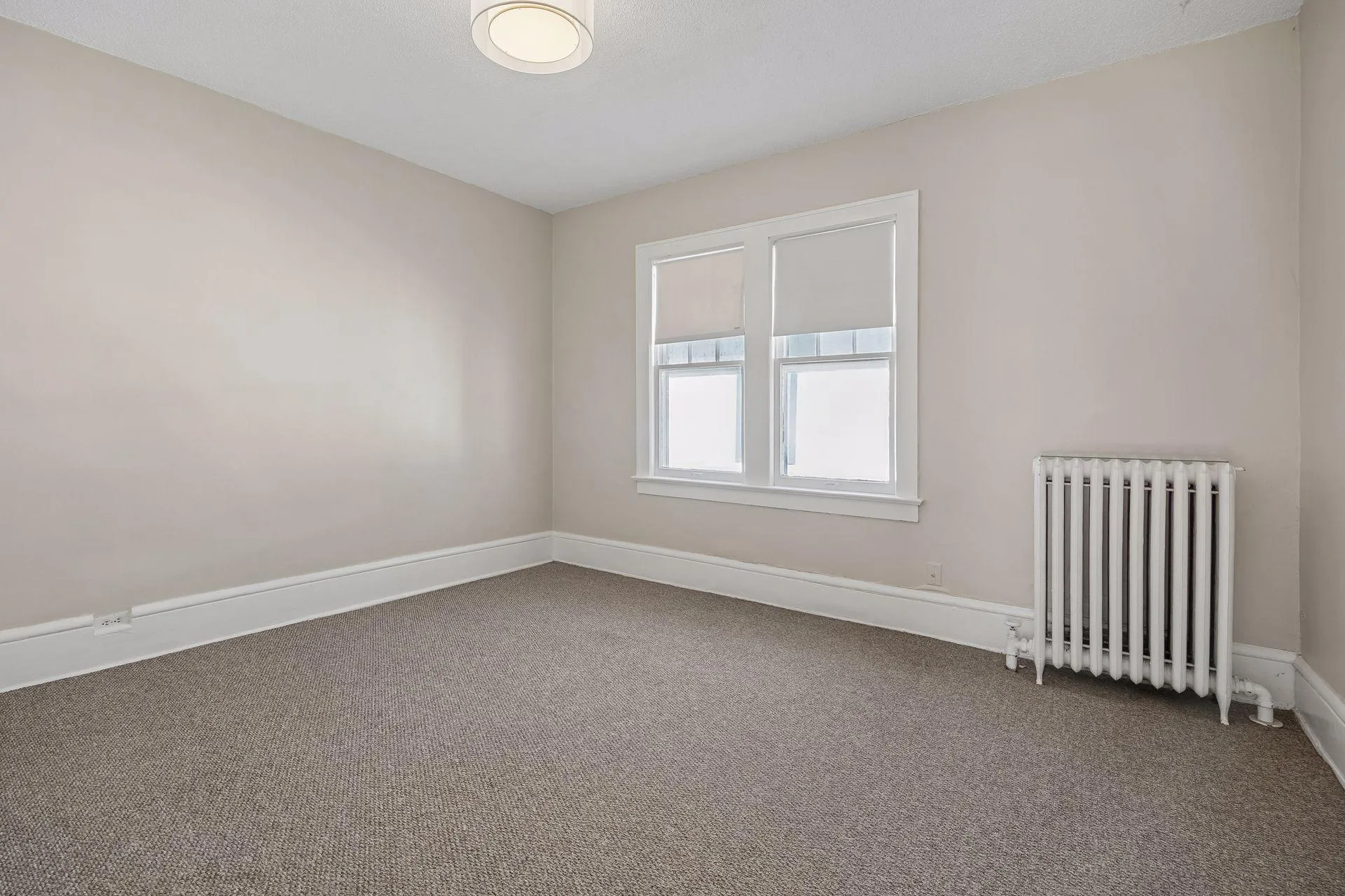 Photo 14 of 629 Kenwood Parkway