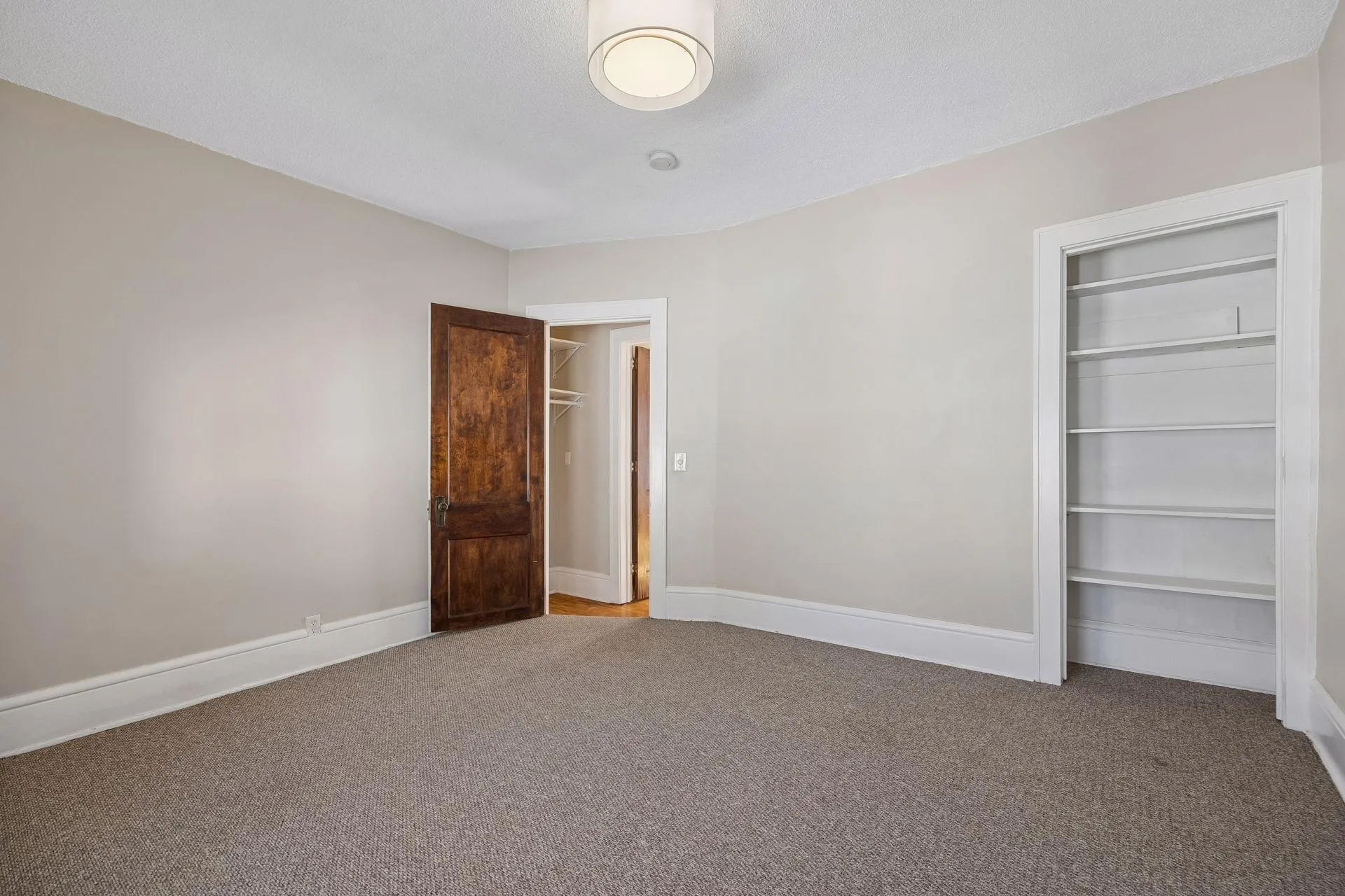 Photo 15 of 629 Kenwood Parkway