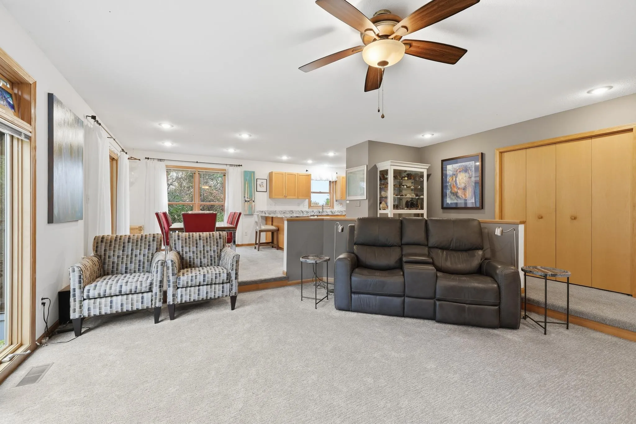 Photo 4 of 1739 97th Avenue