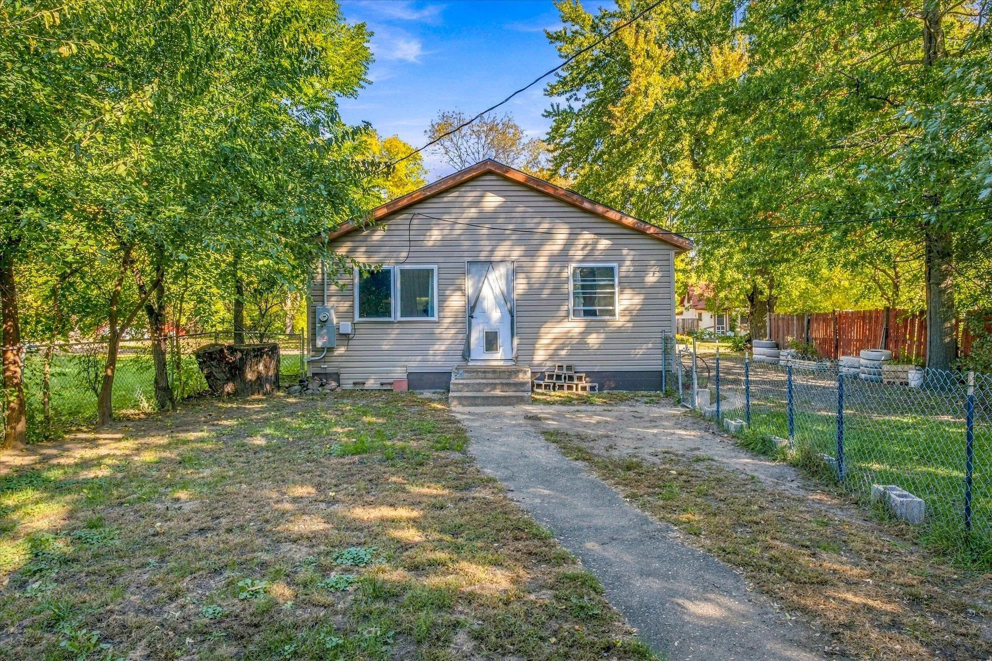 Photo 4 of 109 Norelius Street