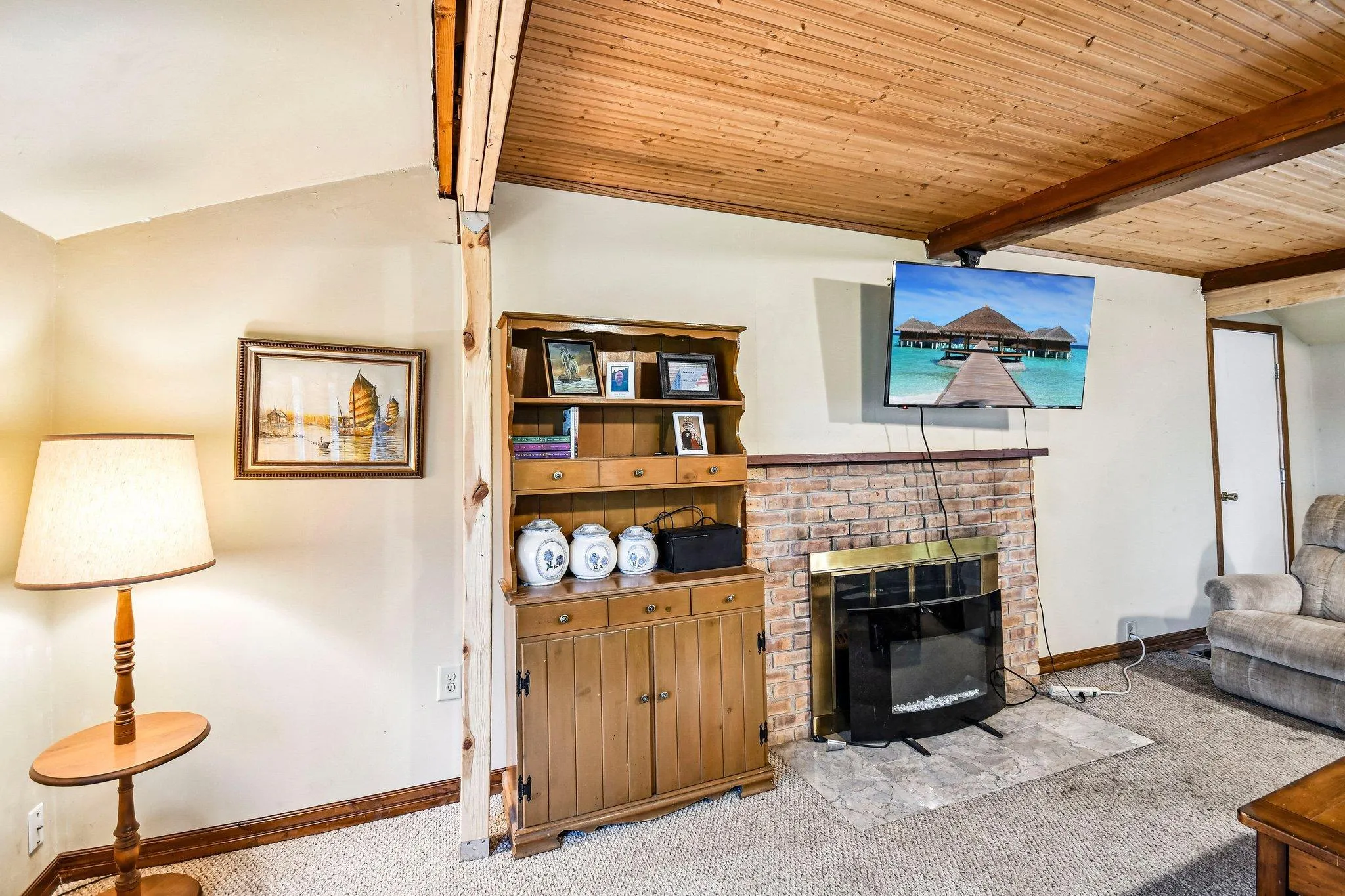 Photo 10 of 31552 London Ne Drive