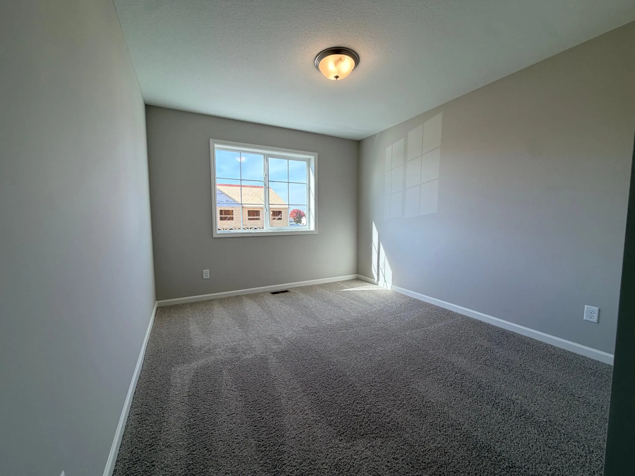 Photo 14 of 8824 Riverstone Ne Avenue
