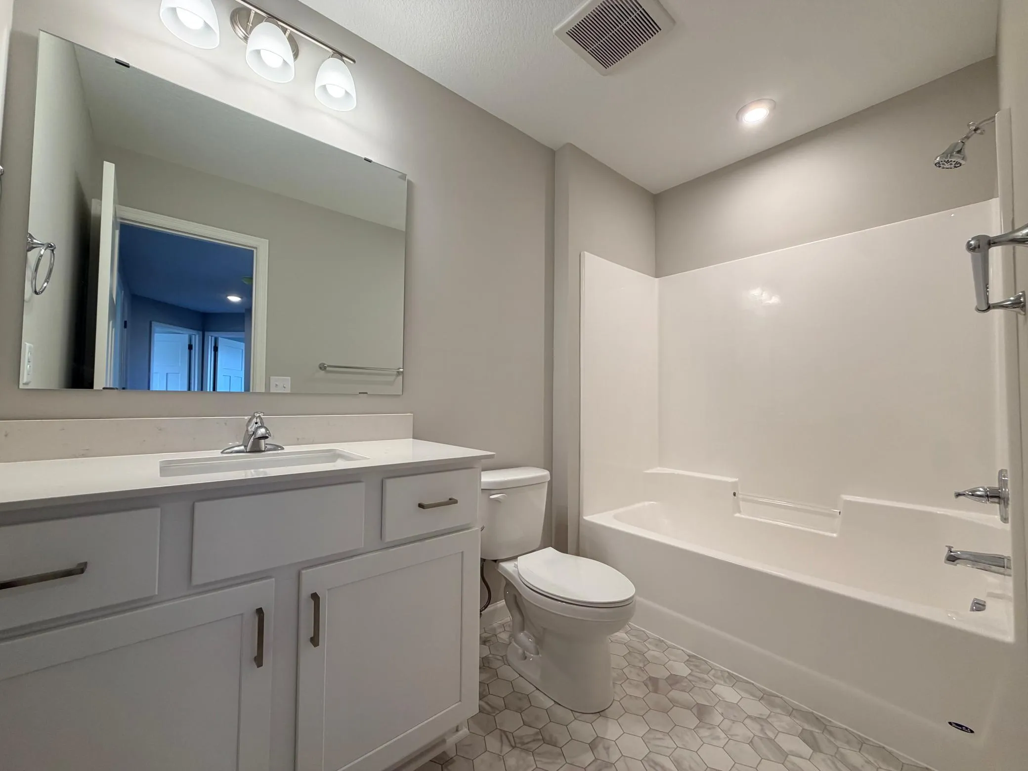 Photo 13 of 8824 Riverstone Ne Avenue