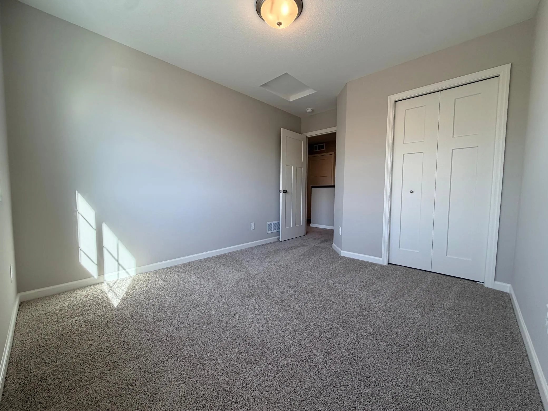 Photo 17 of 8824 Riverstone Ne Avenue