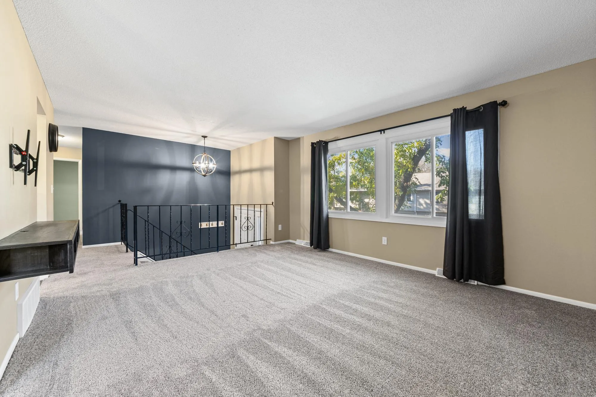Photo 13 of 914 94th Ne Avenue