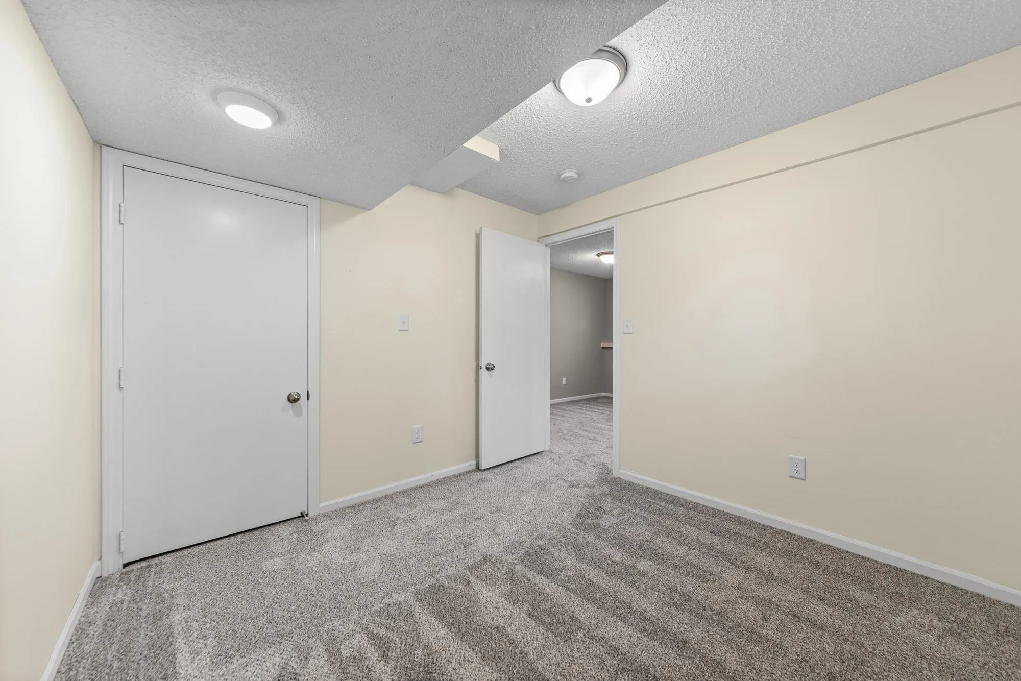 Photo 44 of 914 94th Ne Avenue