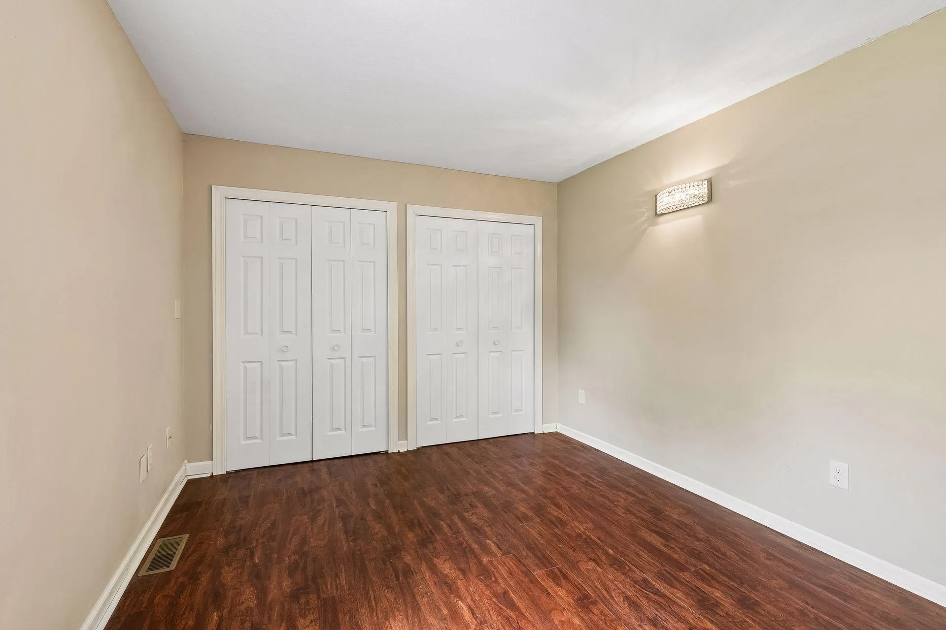 Photo 17 of 9934 Maple Avenue