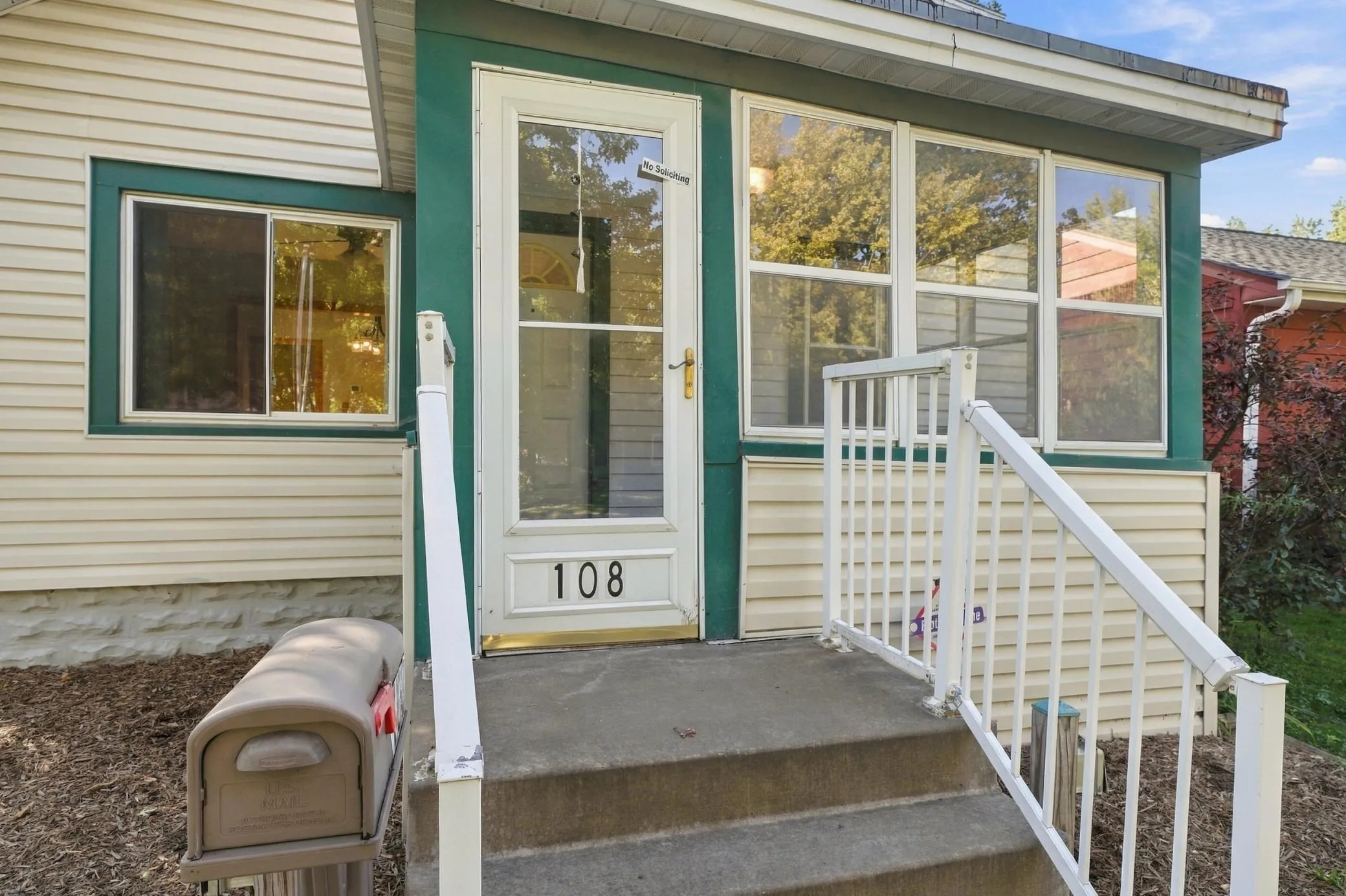 Photo 34 of 108 17th N Avenue