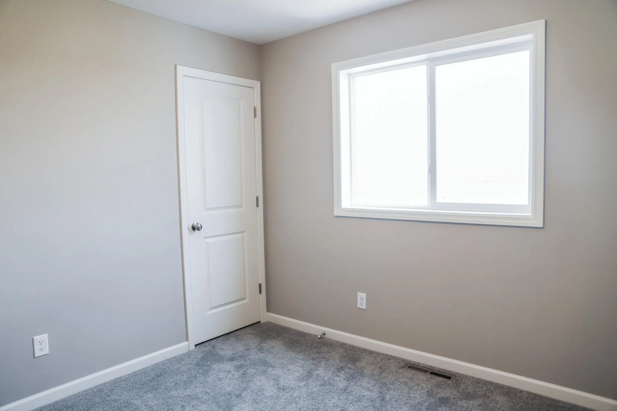 Photo 16 of 22398 Denmark Court