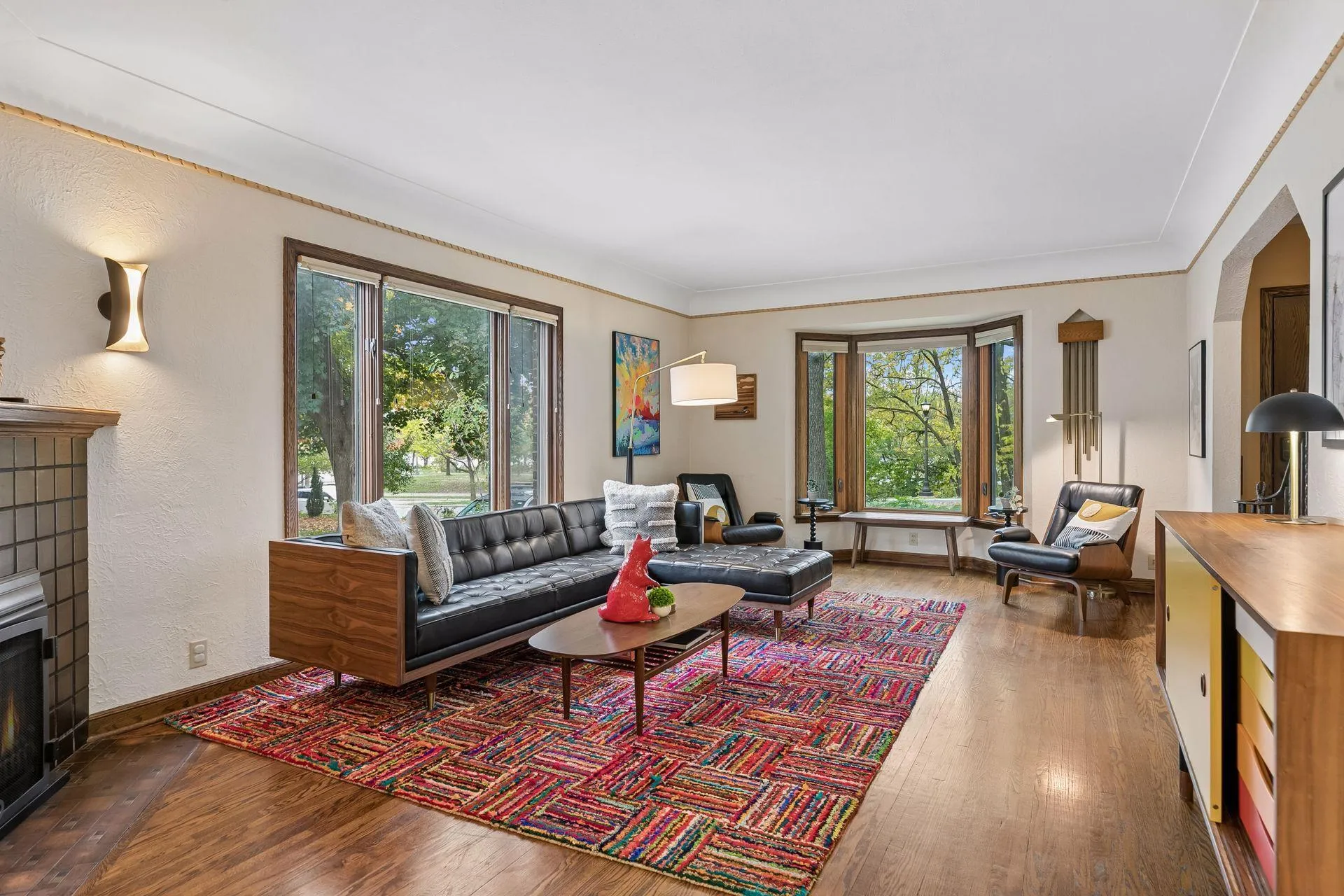 Photo 6 of 1384 Como E Boulevard
