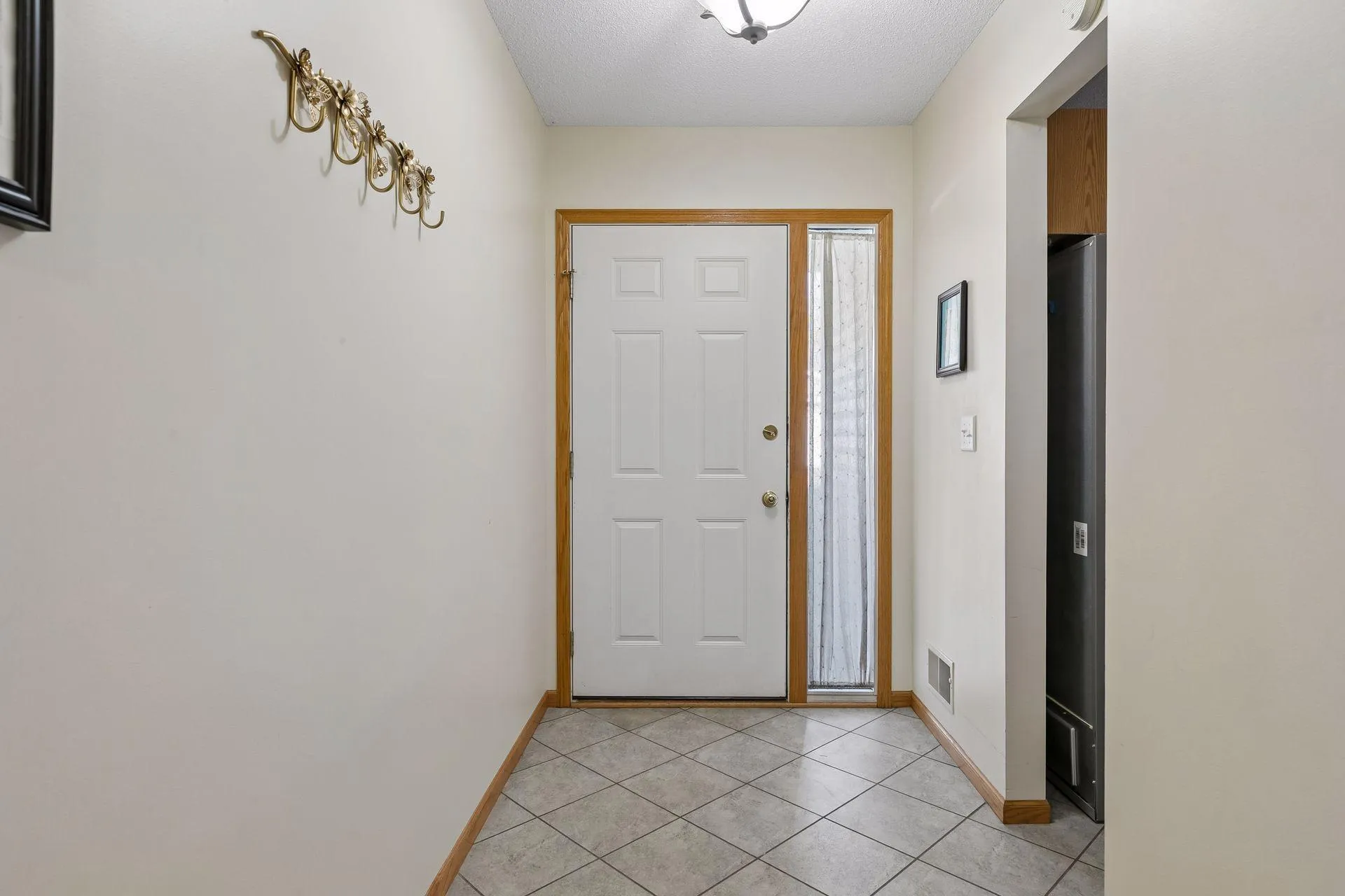 Photo 5 of 11521 Poppy Nw Street