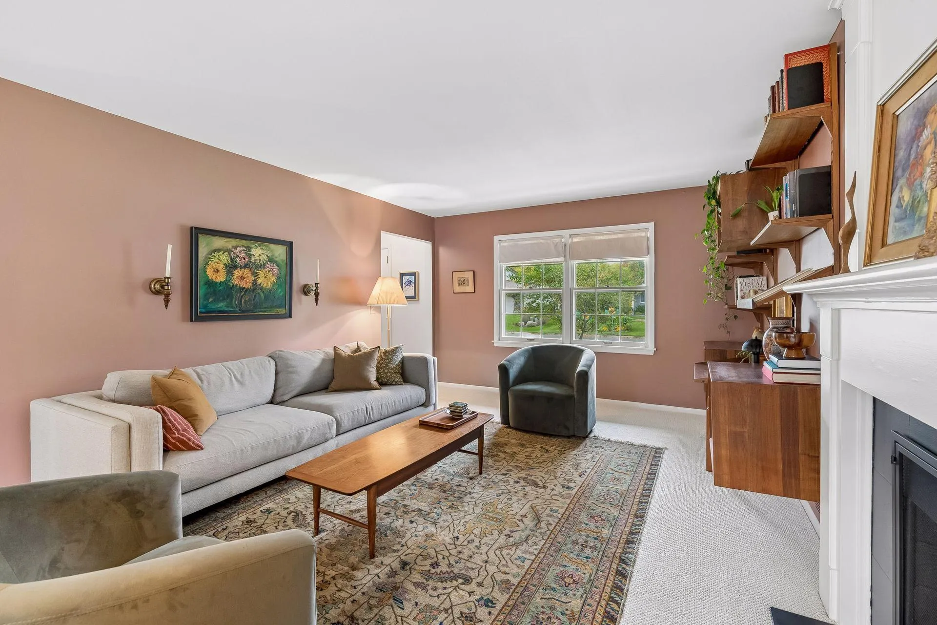 Photo 11 of 2060 Kelly Drive
