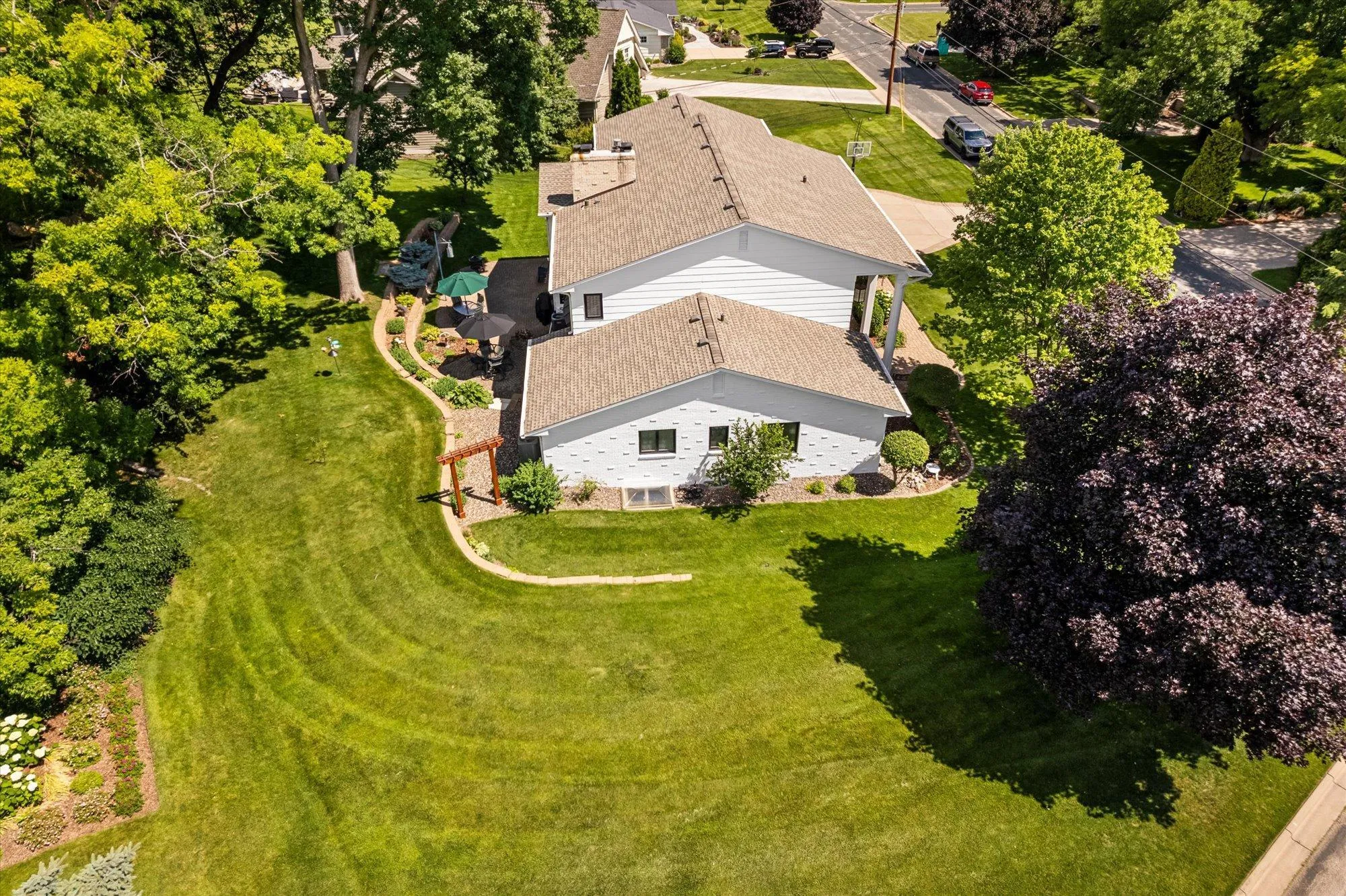 Photo 2 of 6716 W Shore Drive