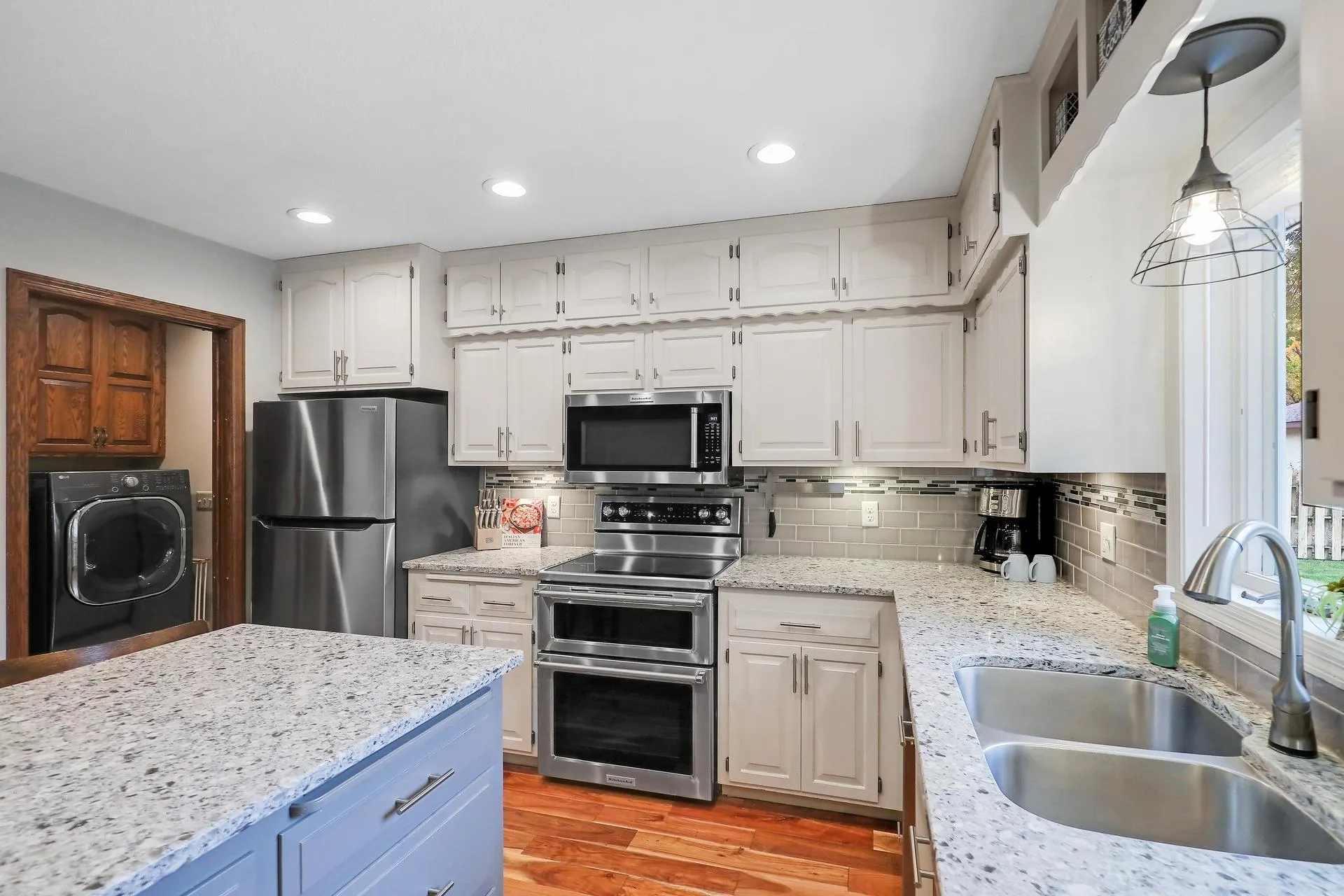 Photo 19 of 624 Hennes Avenue