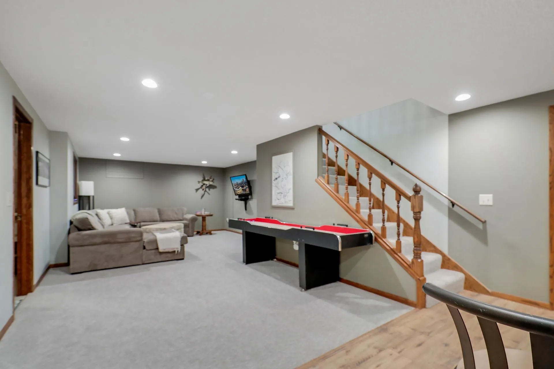 Photo 42 of 624 Hennes Avenue