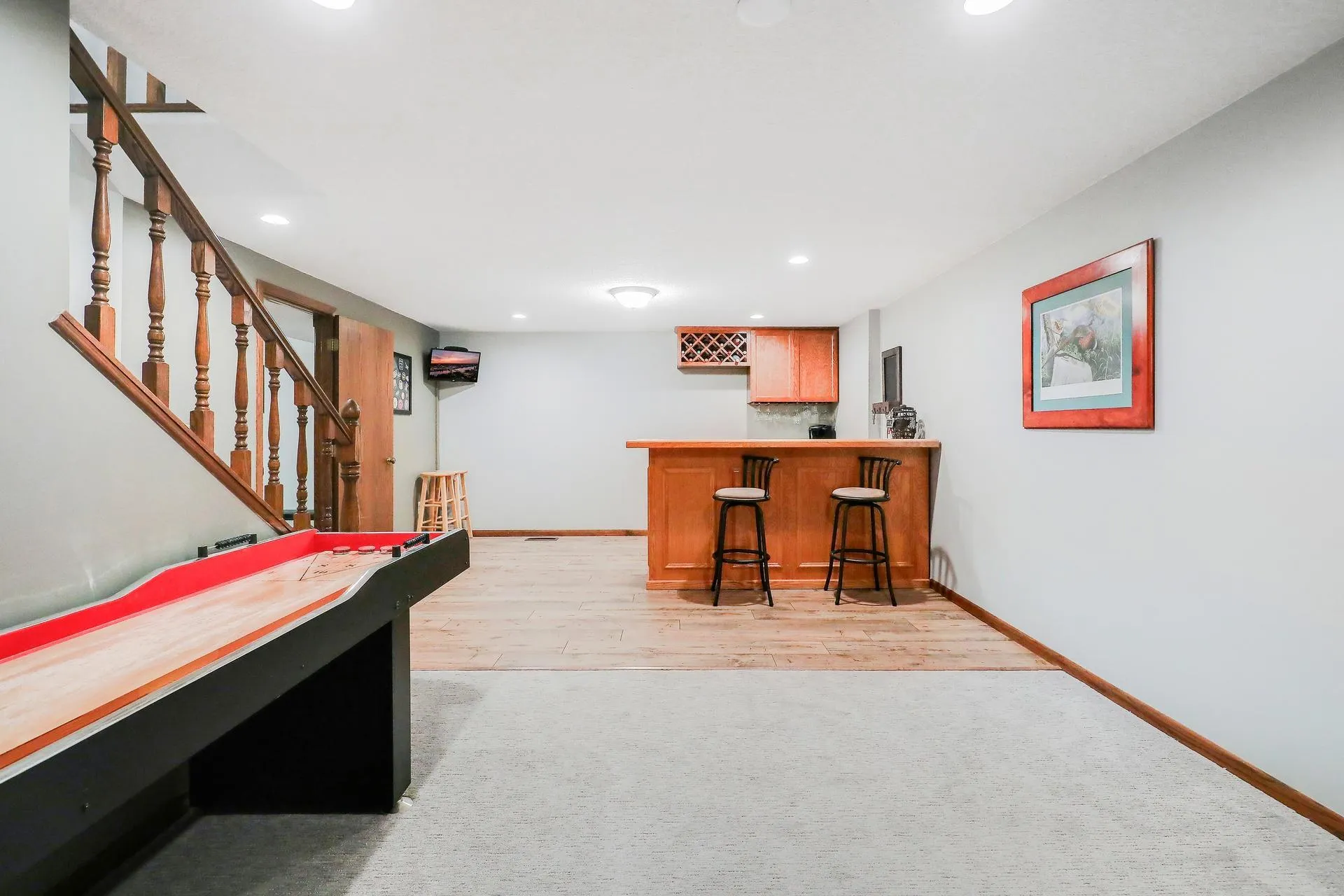 Photo 47 of 624 Hennes Avenue