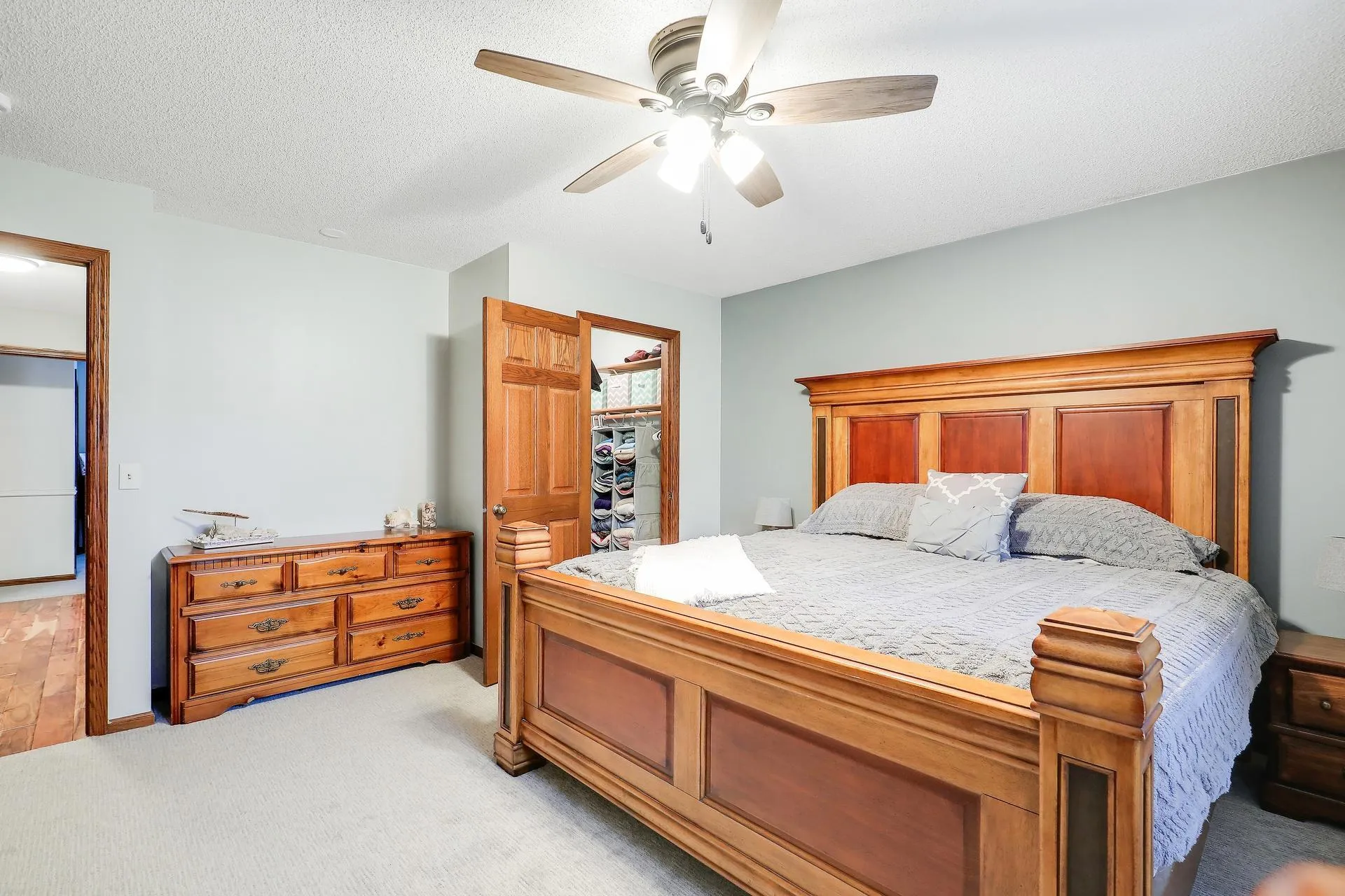 Photo 34 of 624 Hennes Avenue