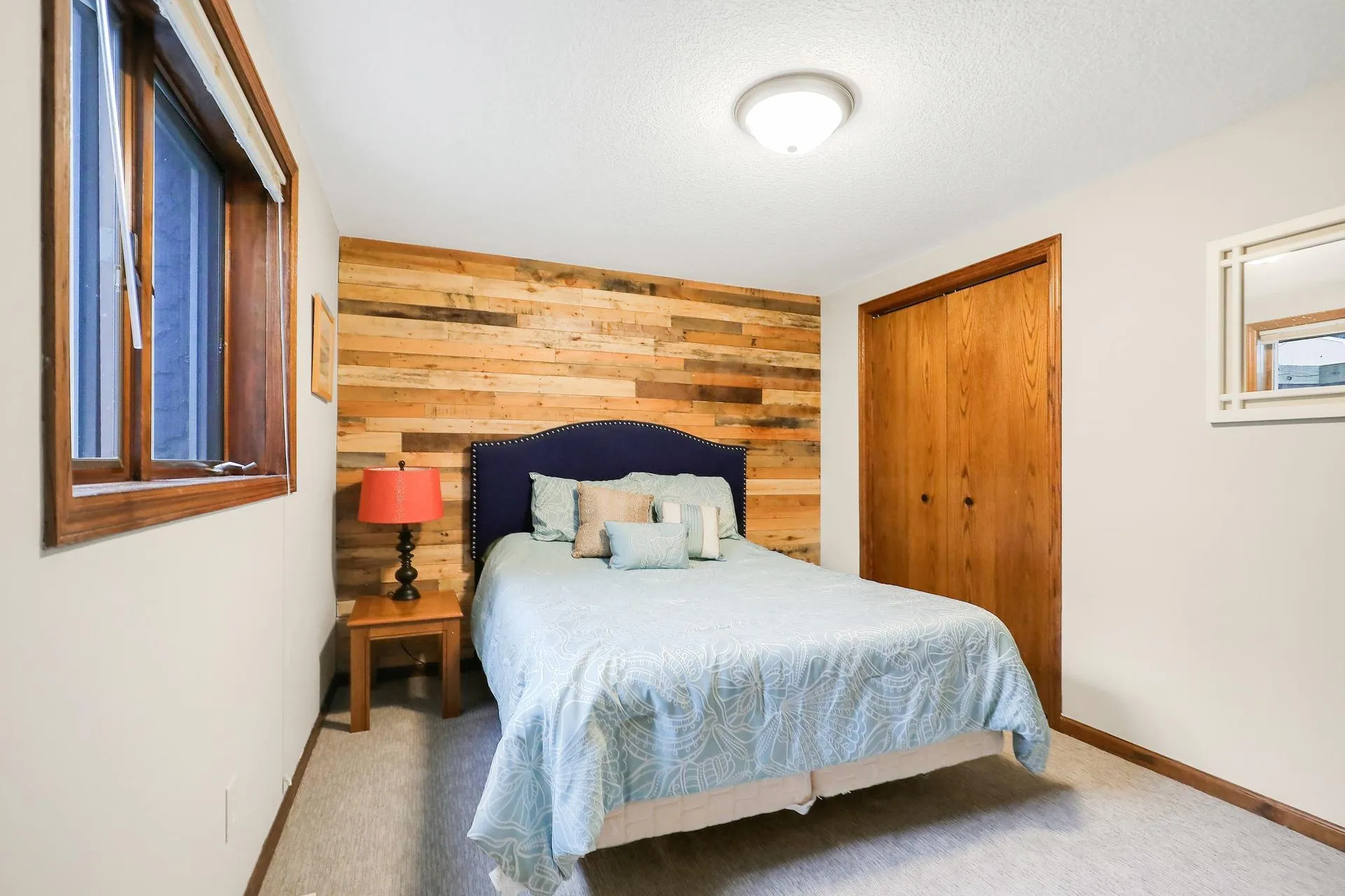 Photo 51 of 624 Hennes Avenue