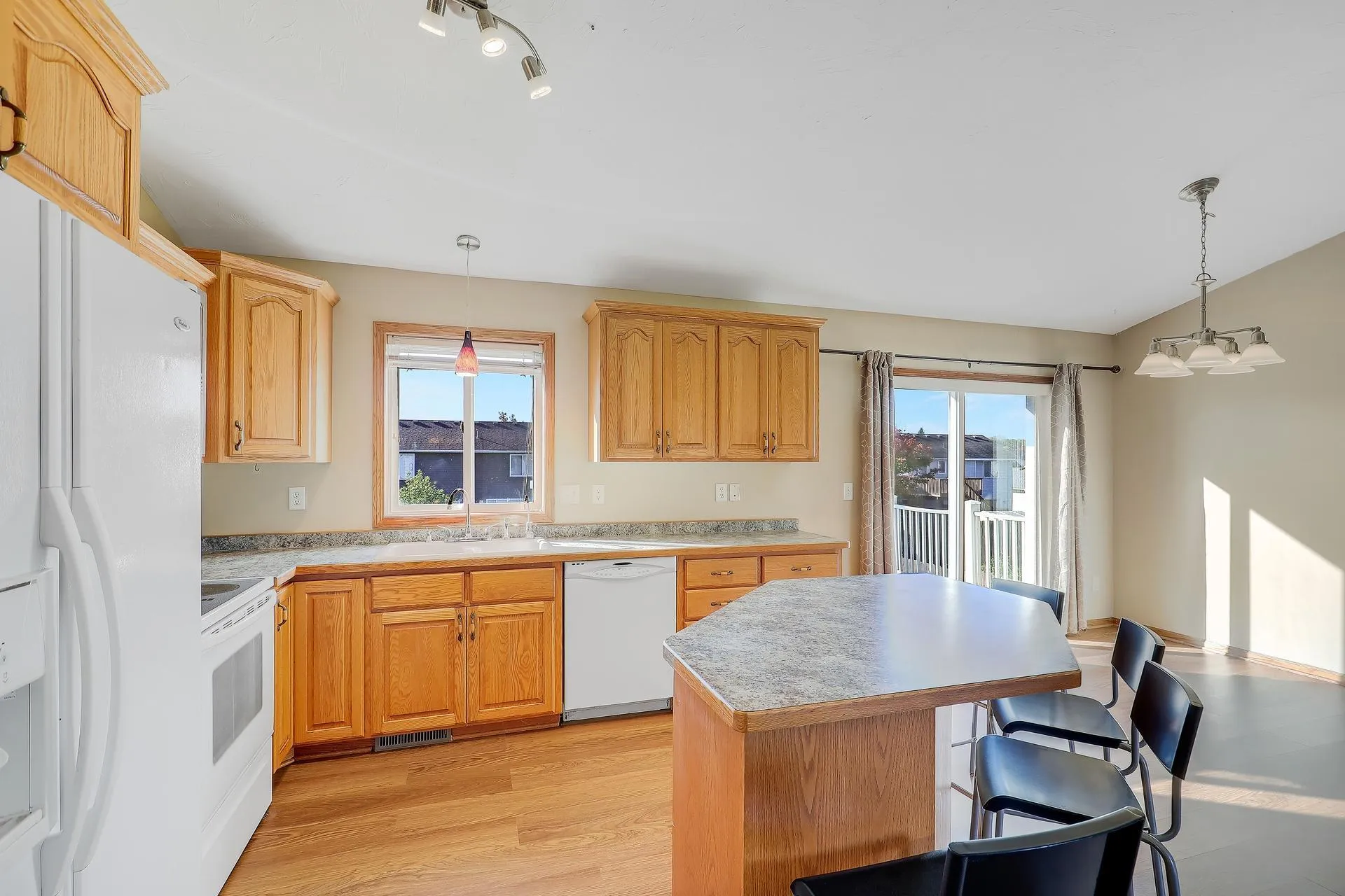 Photo 11 of 890 Newport Avenue