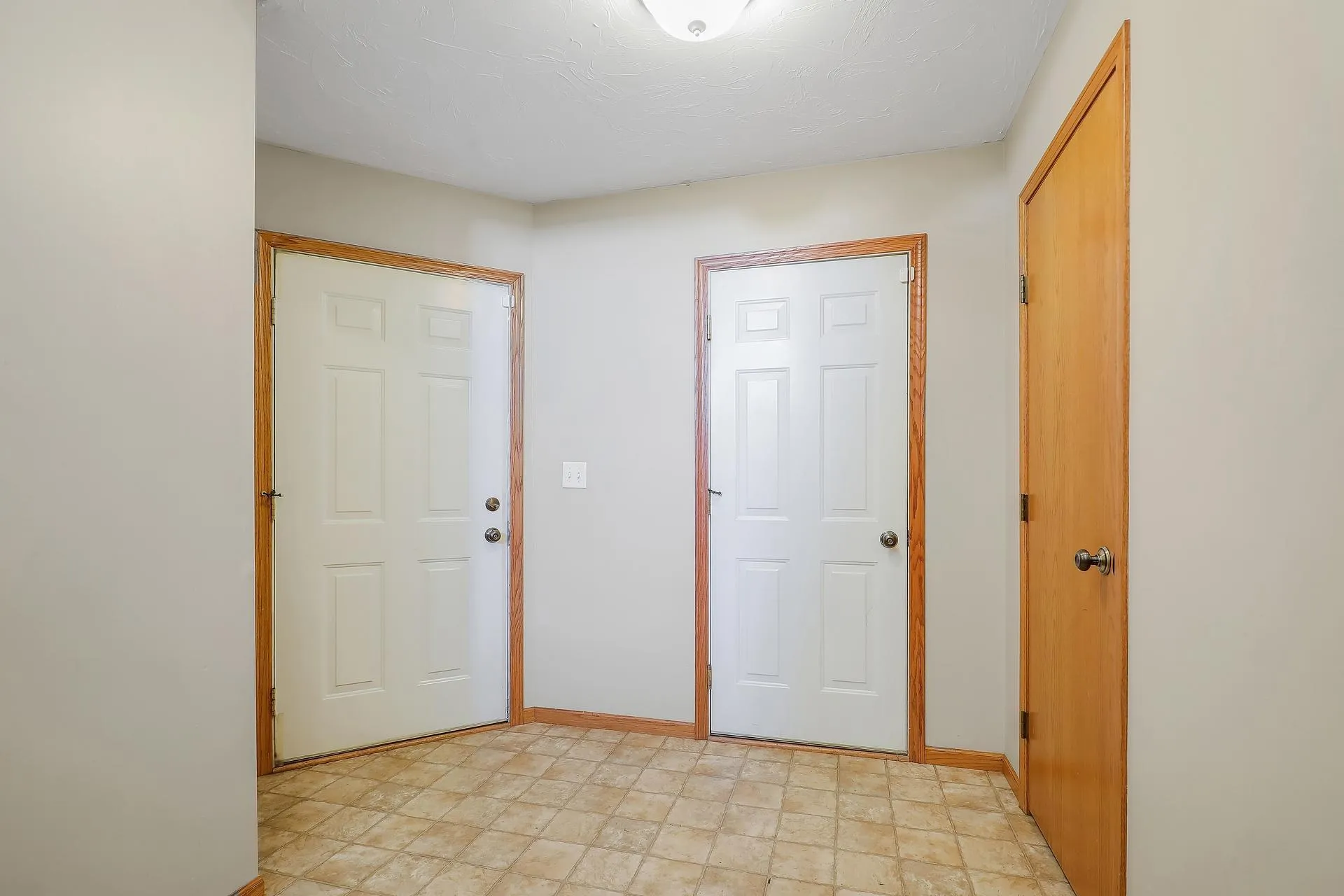 Photo 15 of 890 Newport Avenue