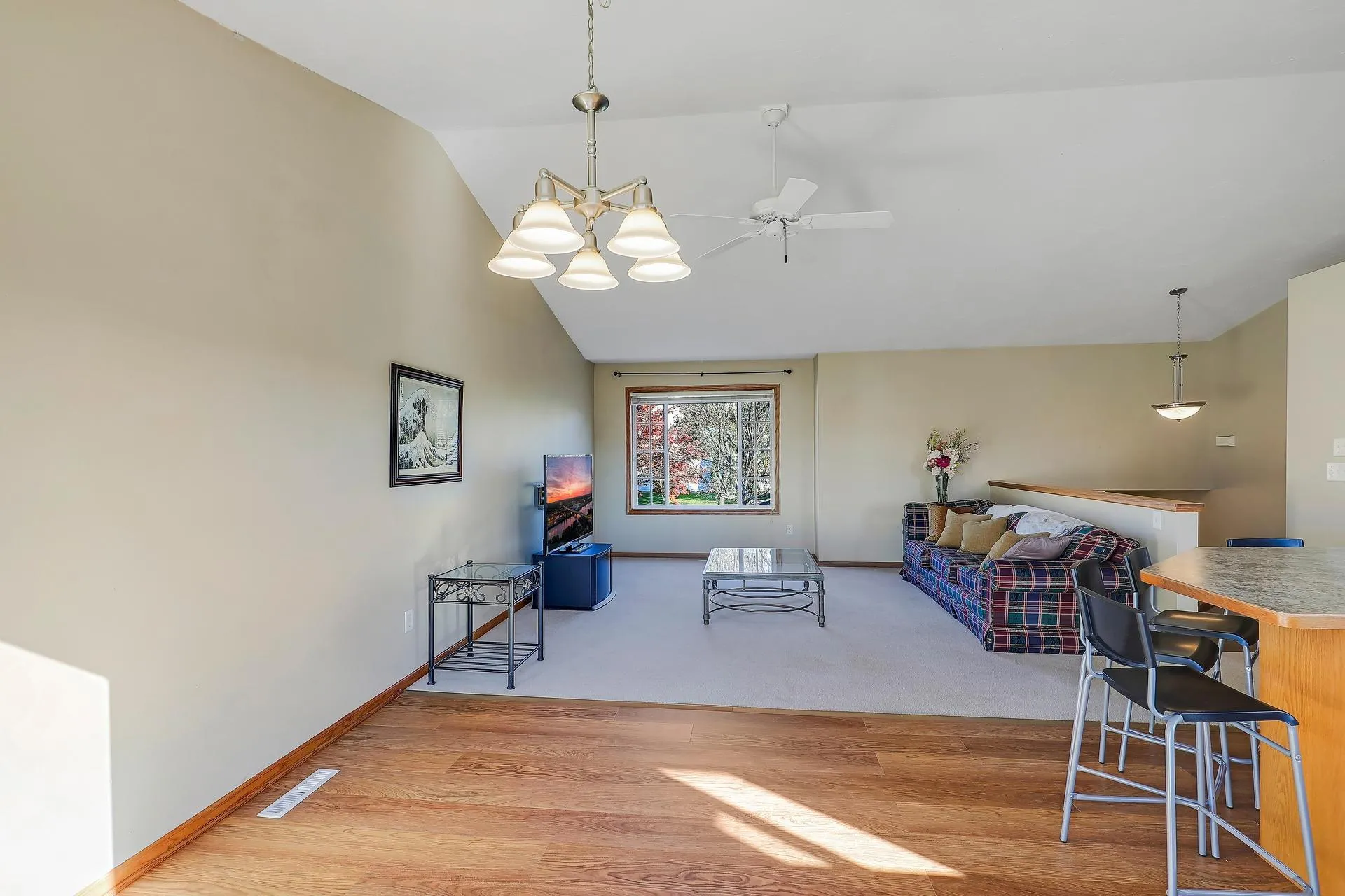 Photo 14 of 890 Newport Avenue