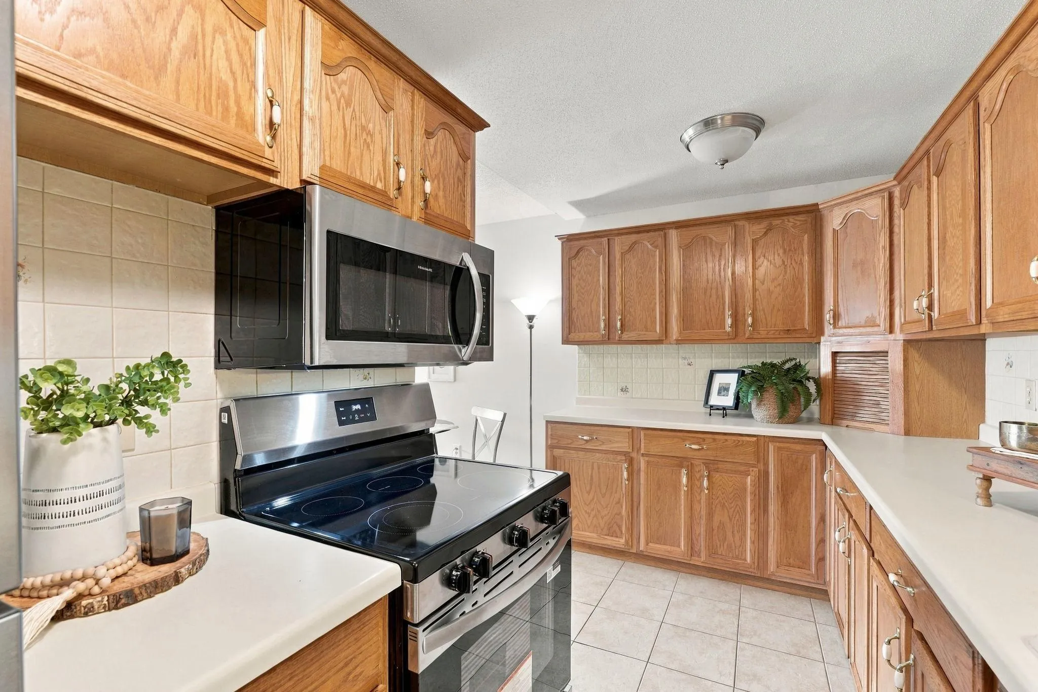 Photo 3 of 329 Geneva N Avenue Unit 307