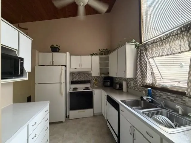 Photo 6 of 13799 Heywood Court