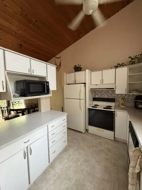 Photo 8 of 13799 Heywood Court