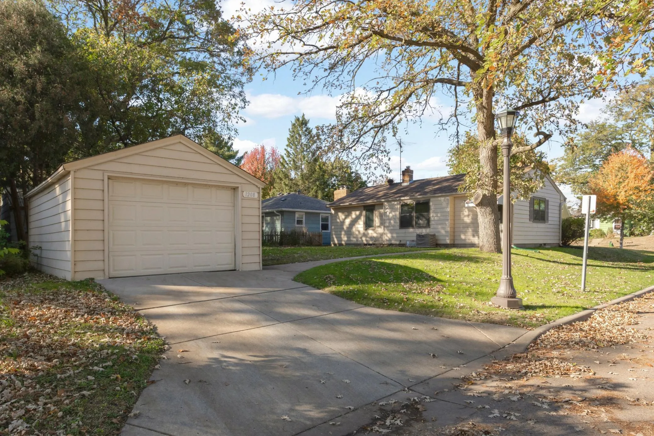 Photo 18 of 1208 Hoyt E Avenue