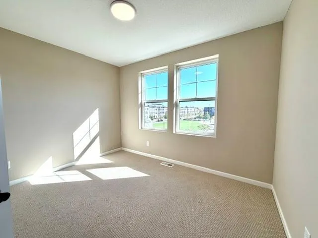 Photo 13 of 2279 Beechwood Avenue