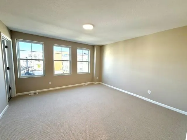 Photo 10 of 2279 Beechwood Avenue