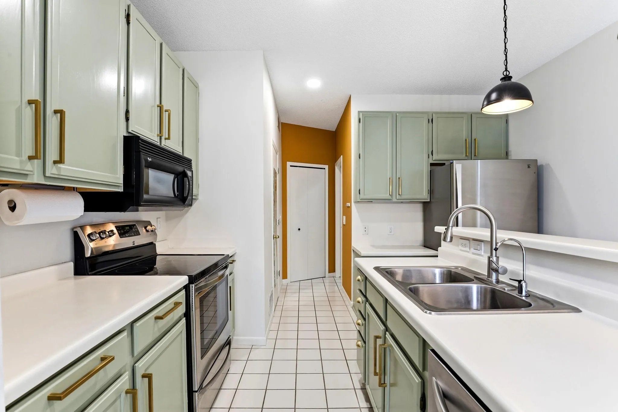 Photo 14 of 14175 Plymouth Avenue Unit 142